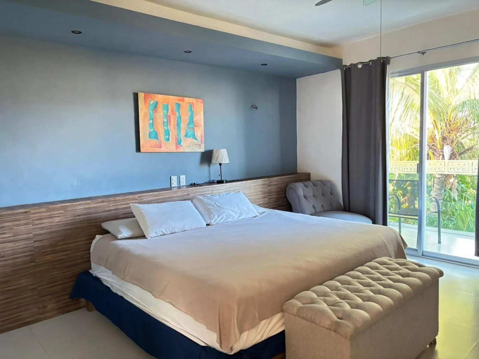 Bed in Hotel Villa Escondida Campeche