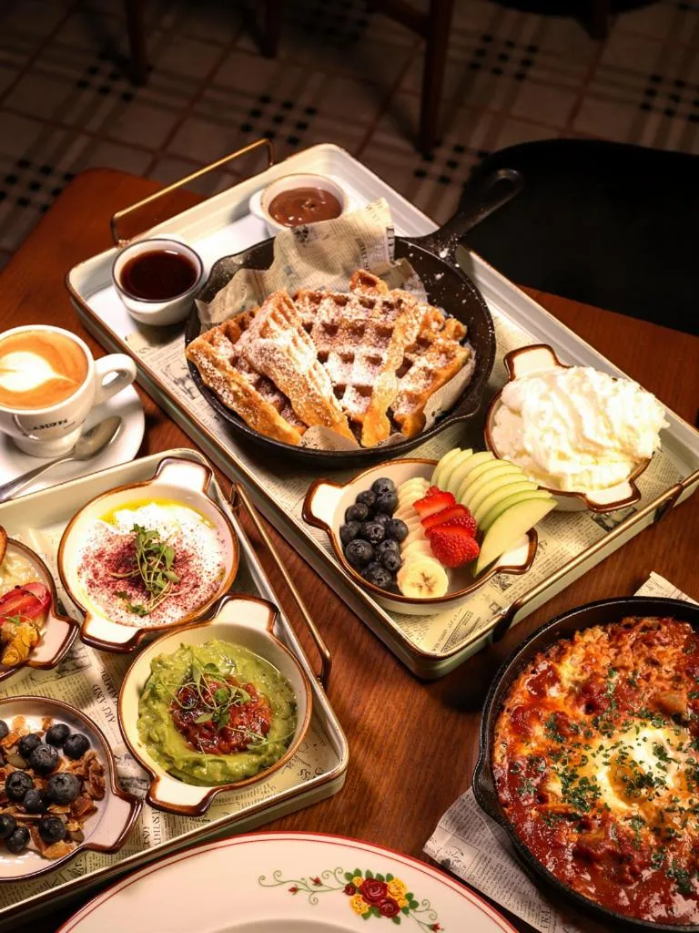 Restaurant/places to eat in Pod Brooklyn