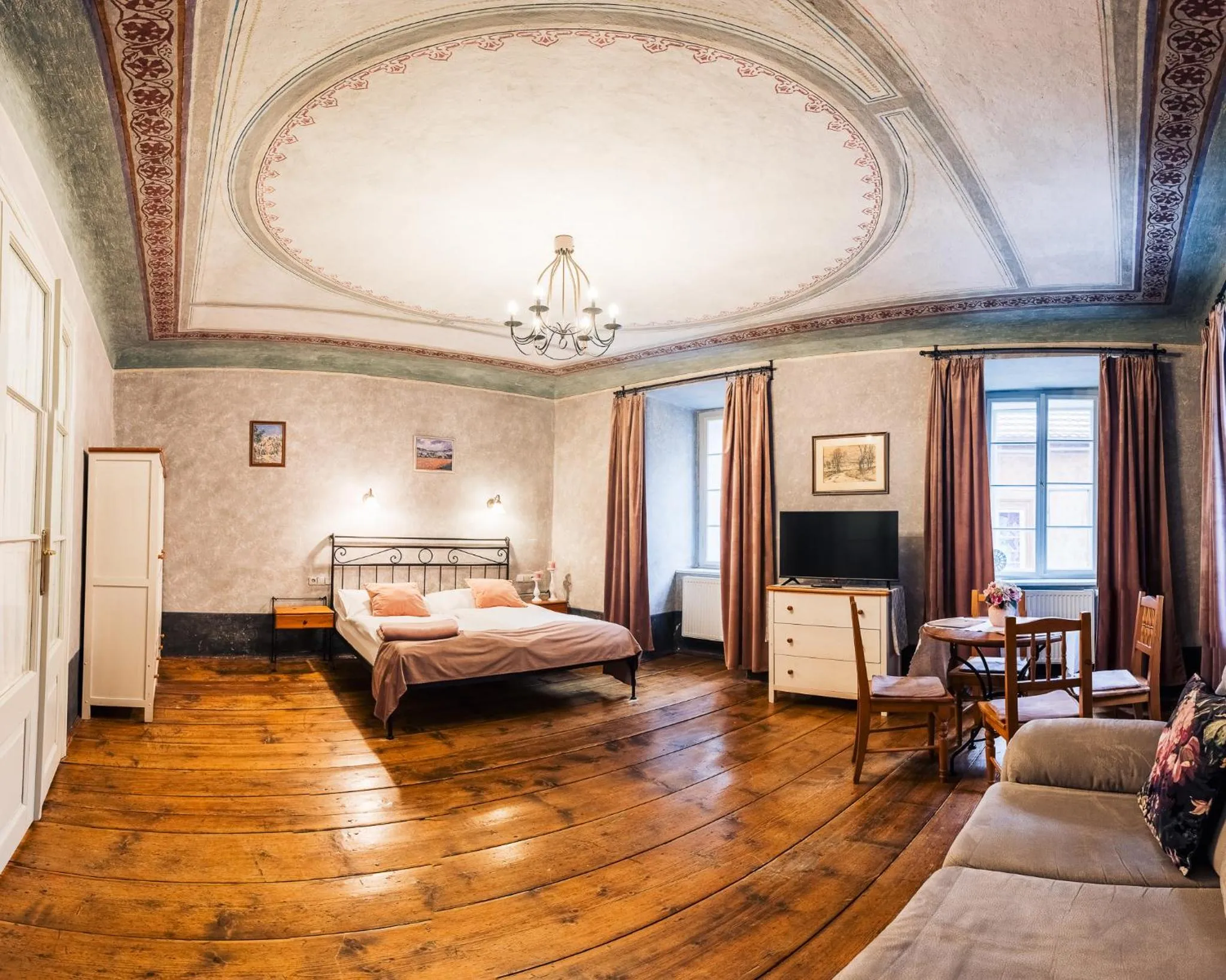 Bed in Penzion Thallerův Dům