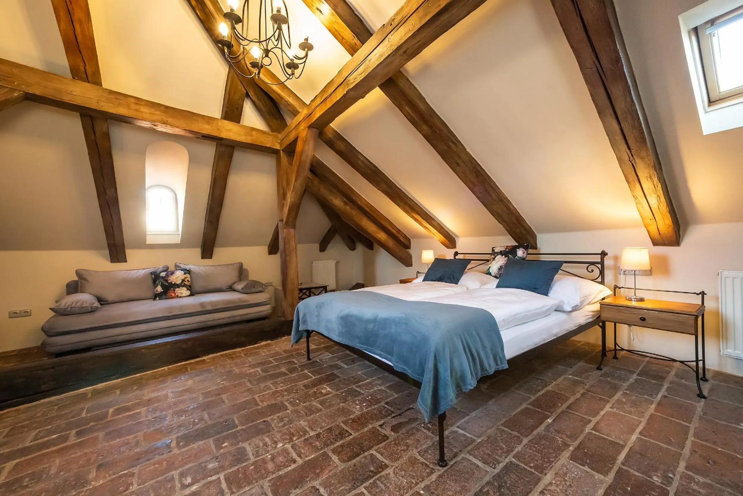 Bed in Penzion Thallerův Dům