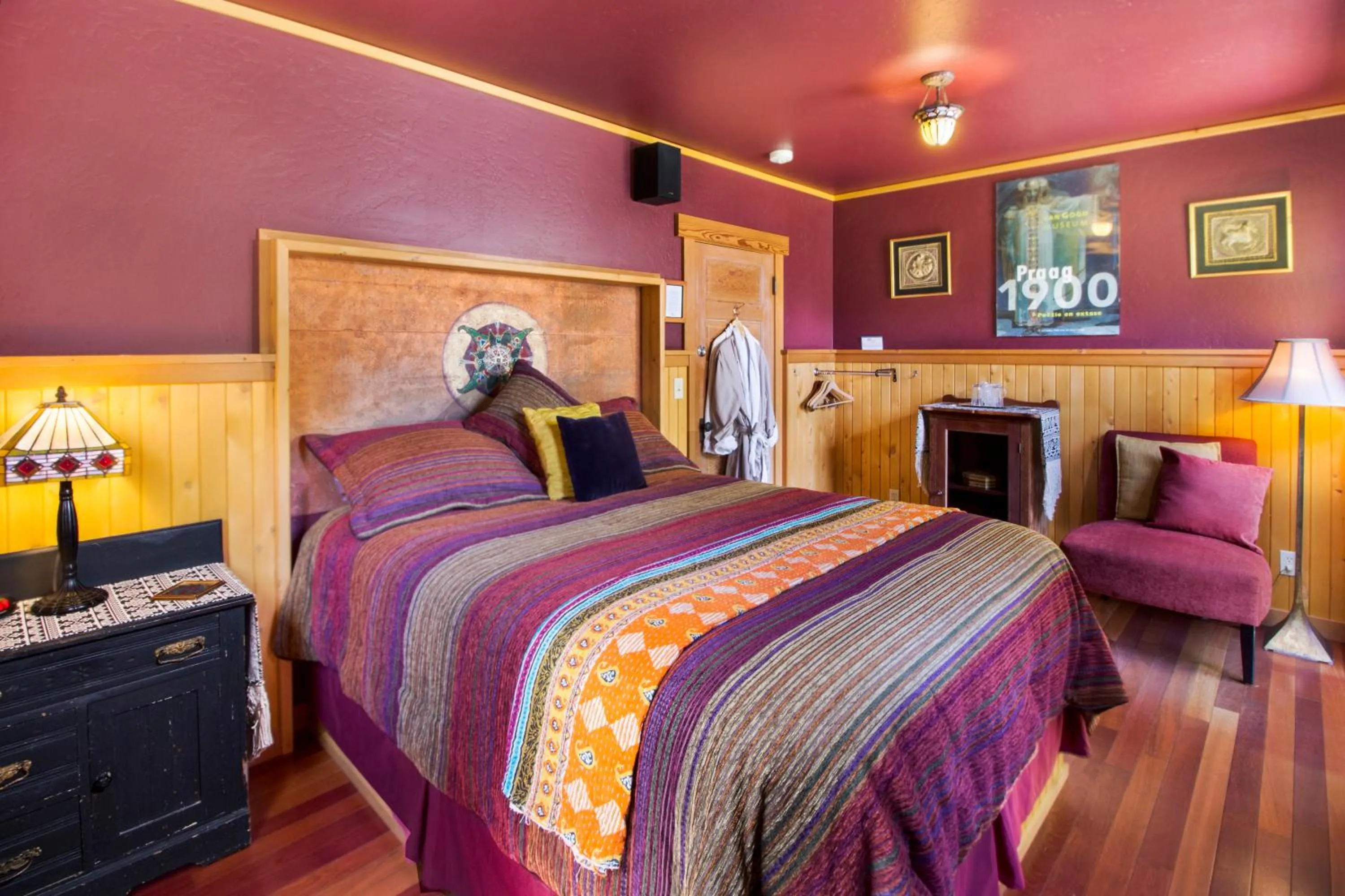 Bed in Juniper Lane Guest House