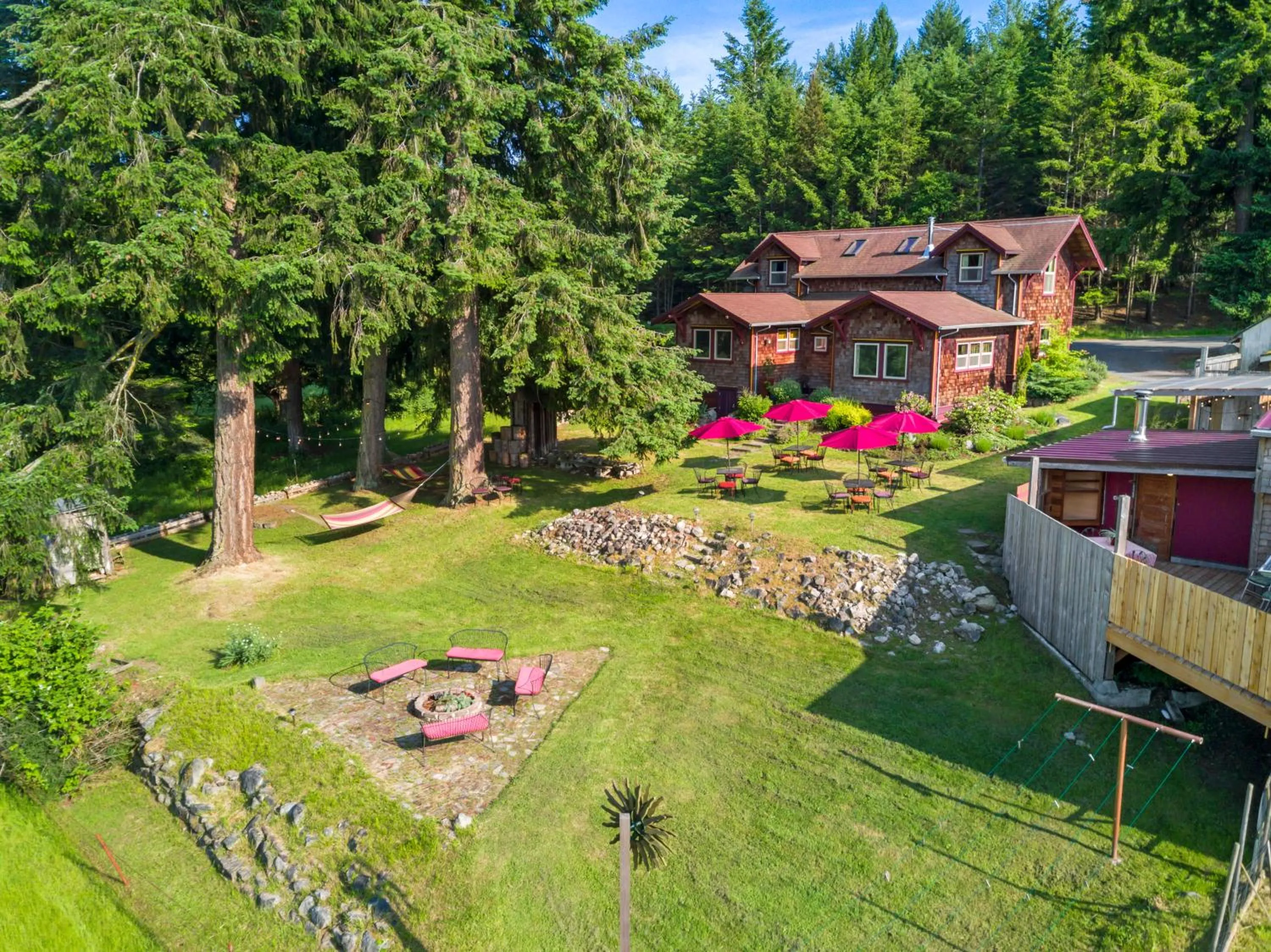 Garden in Juniper Lane Guest House