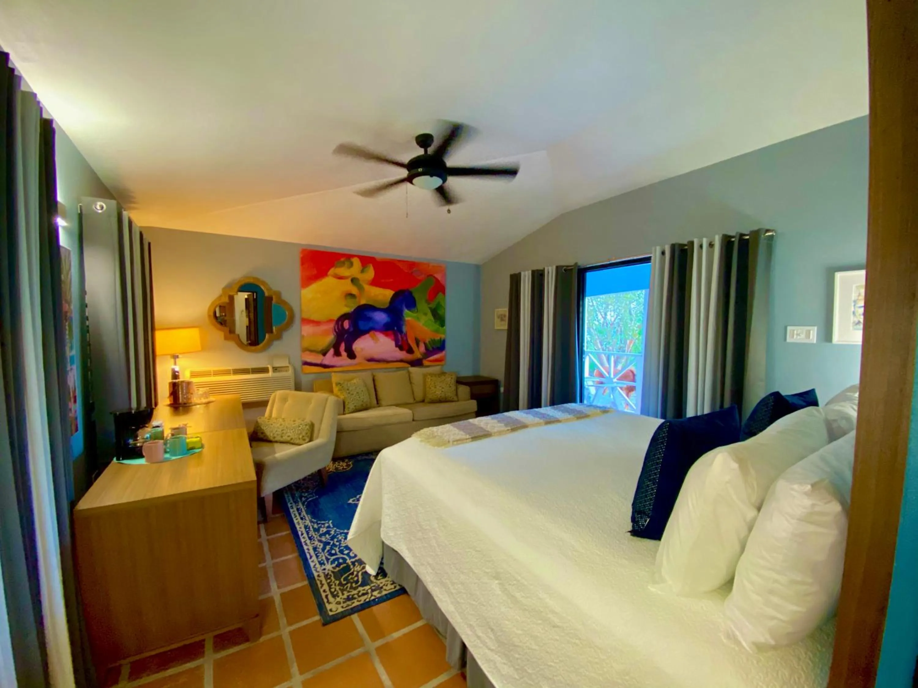 Bed in Blue Horizon Boutique Resort