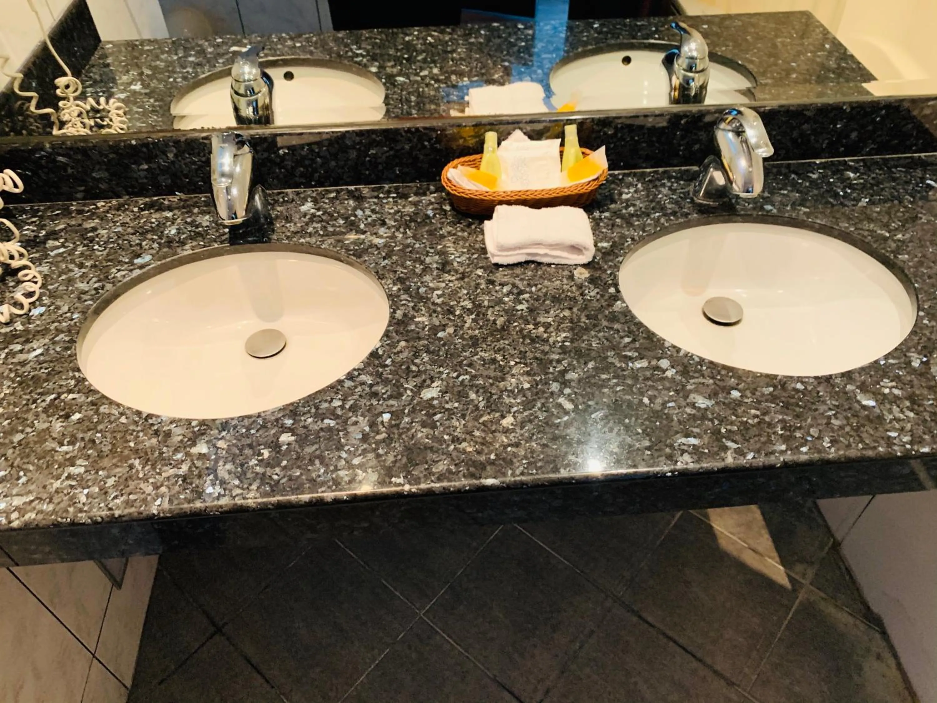 Bathroom in Hotel Monte Real