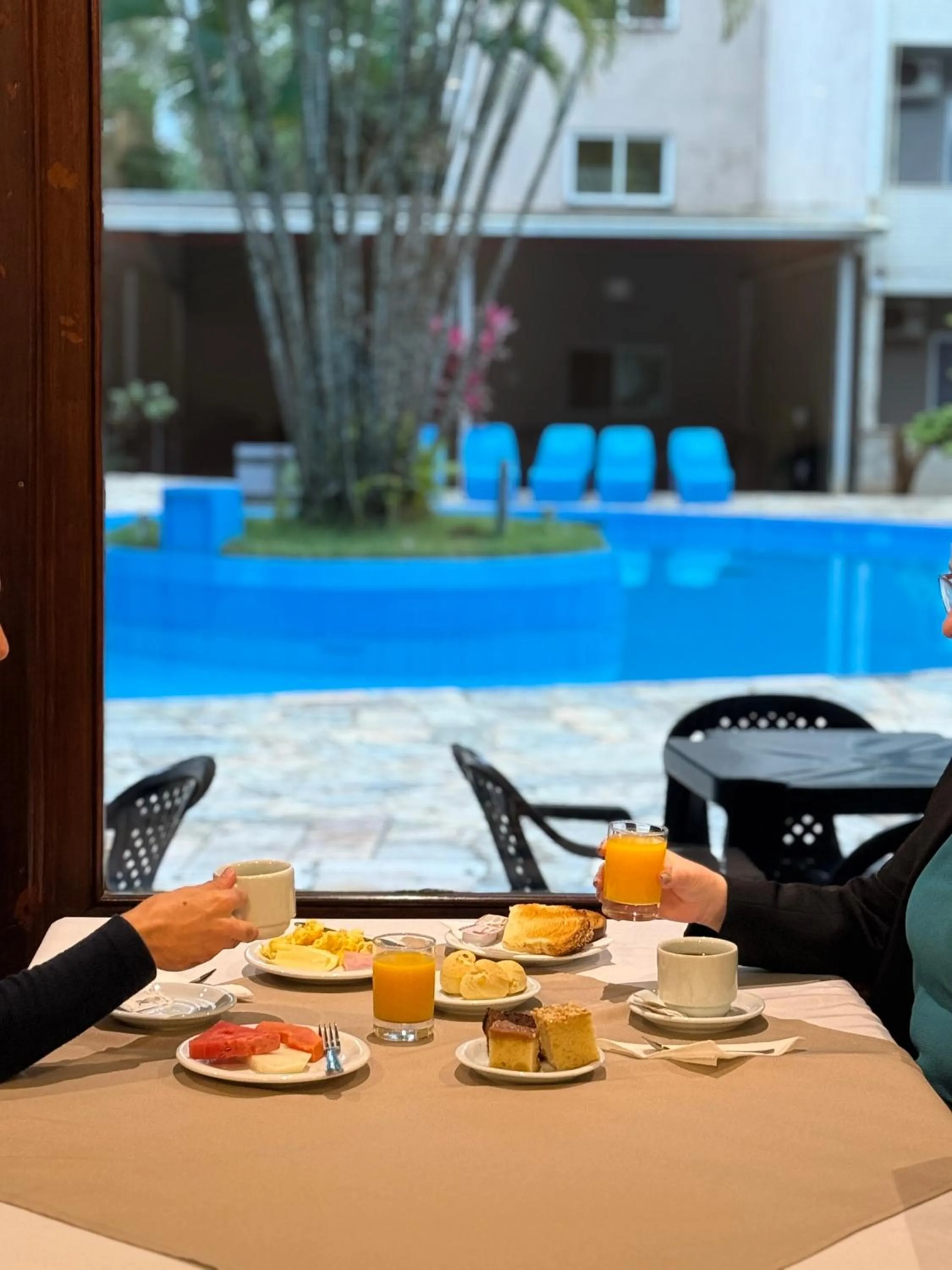 Breakfast in Suíça Iguaçu Hotel & Resort