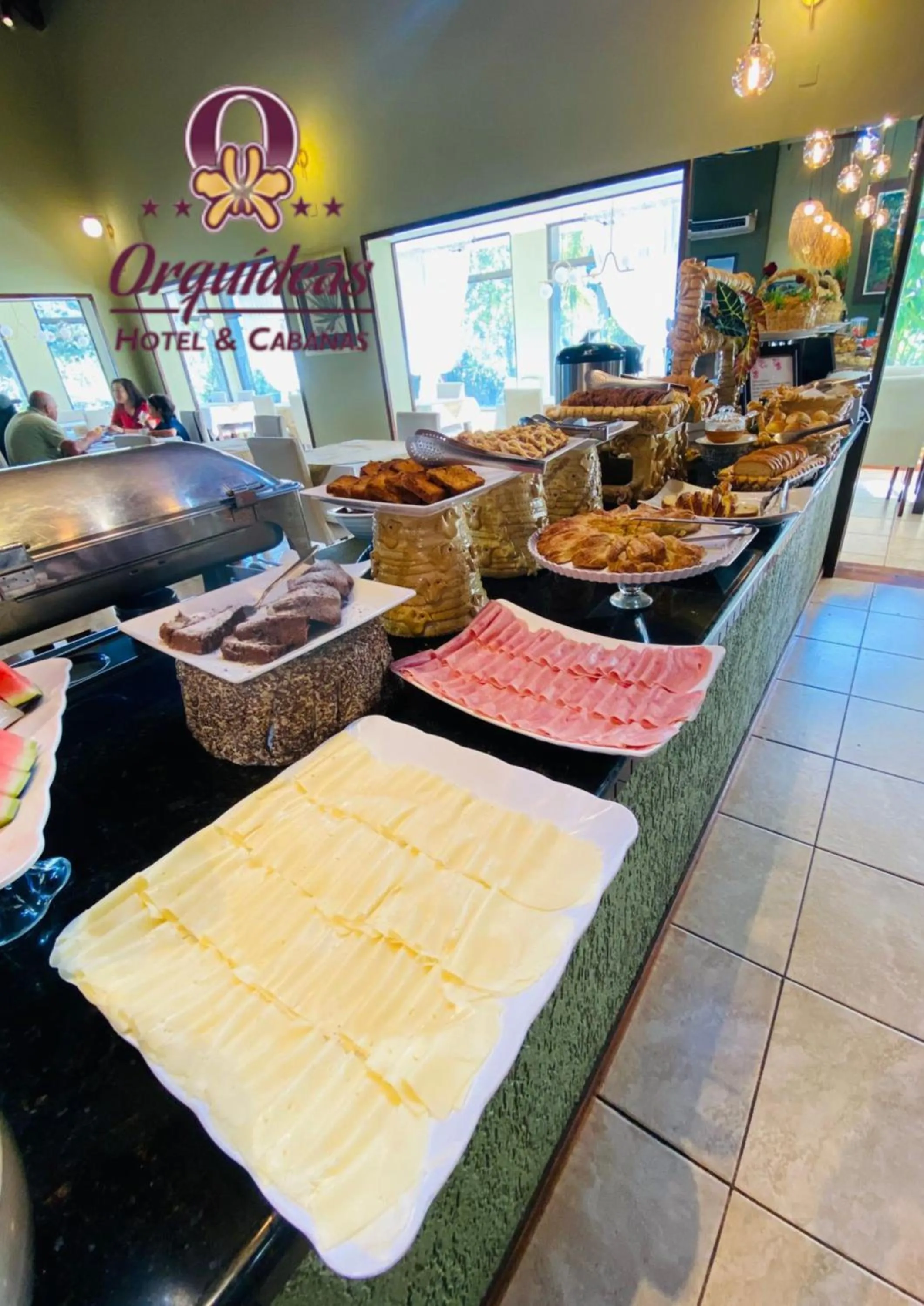 Buffet breakfast in Orquideas Hotel & Cabañas