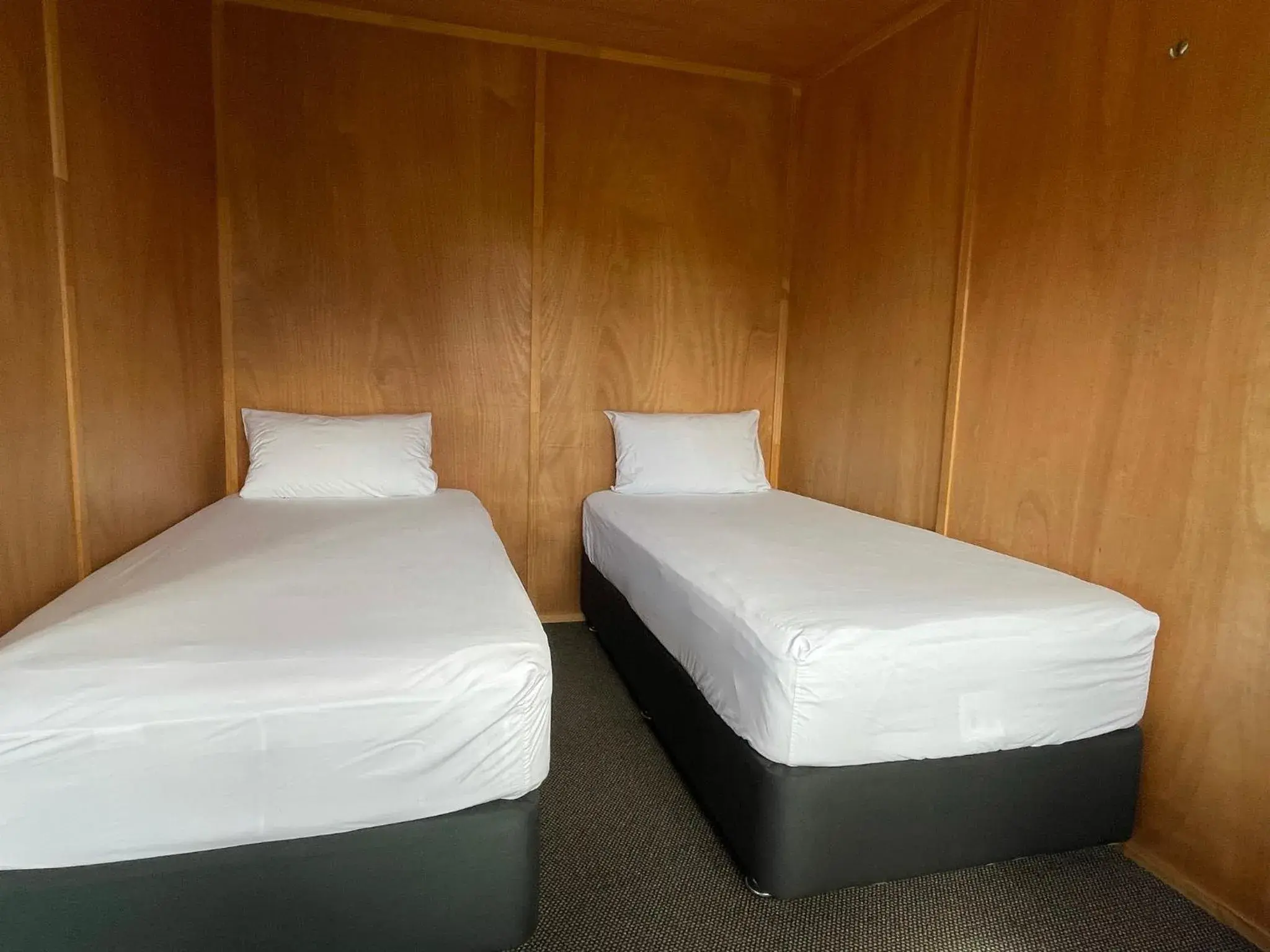 Budget Room in Athenree Hot Springs & Holiday Park Budget Room in Athenree Hot Springs & Holiday Park