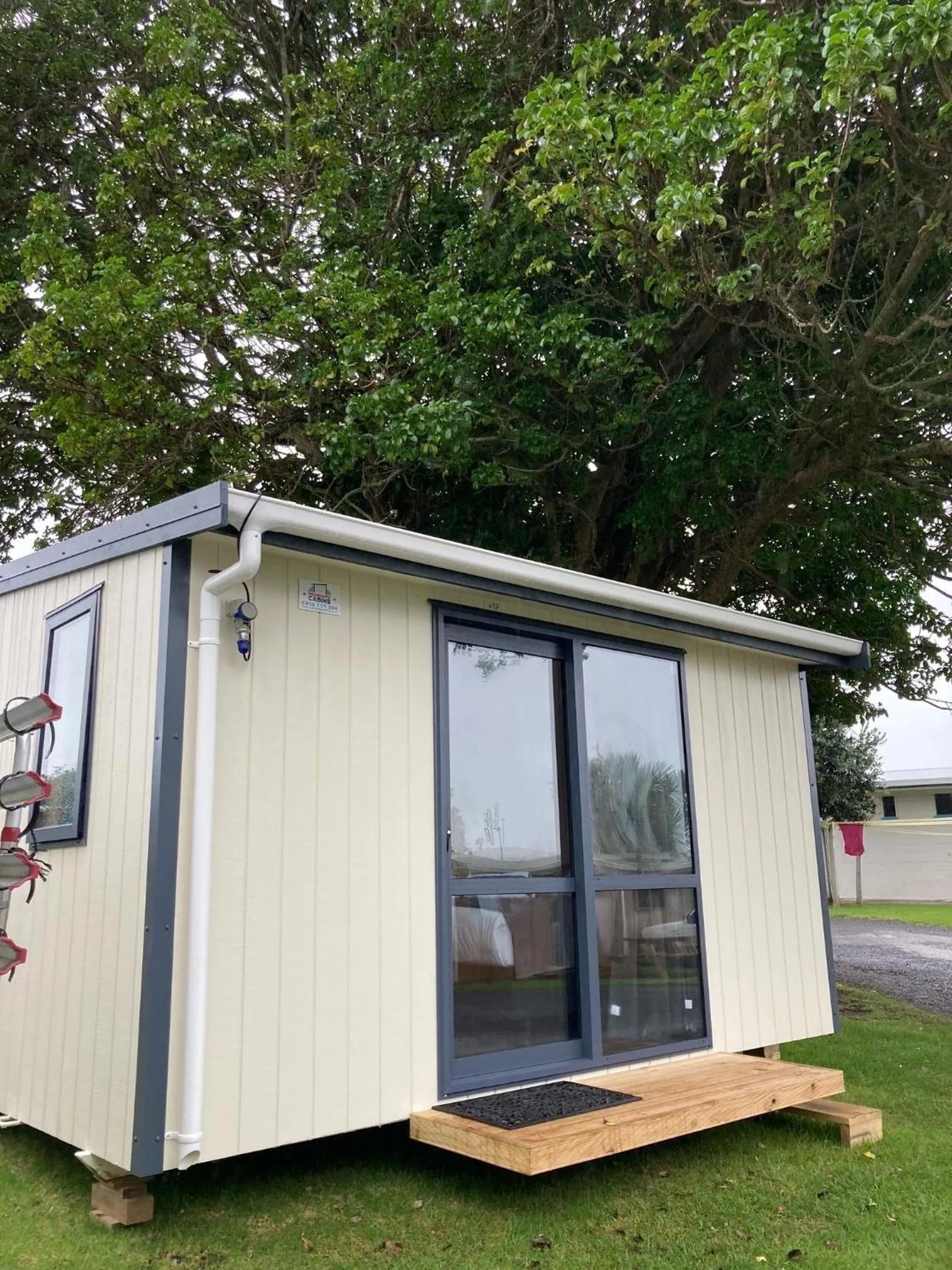 Property building in Athenree Hot Springs & Holiday Park