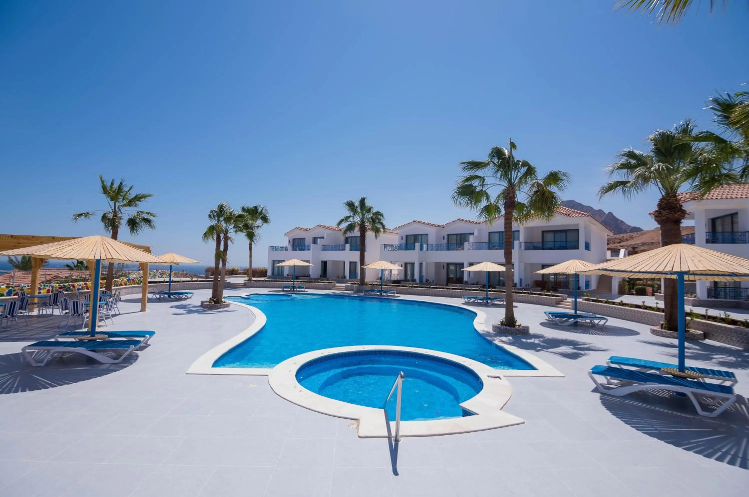 Swimming pool in Ecotel Dahab Bay View Resort