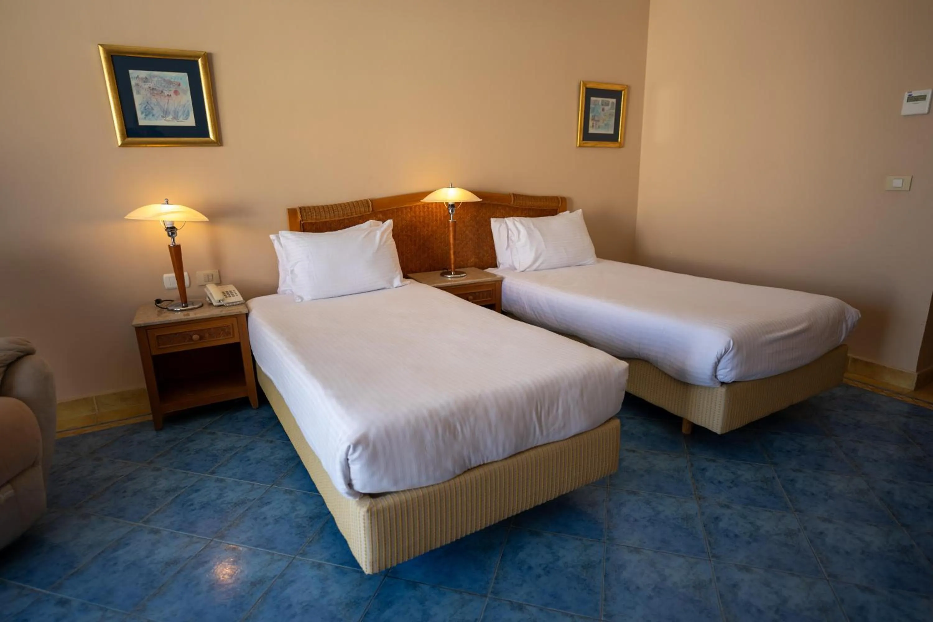 Photo of the whole room, Bed in Ecotel Dahab Bay View Resort