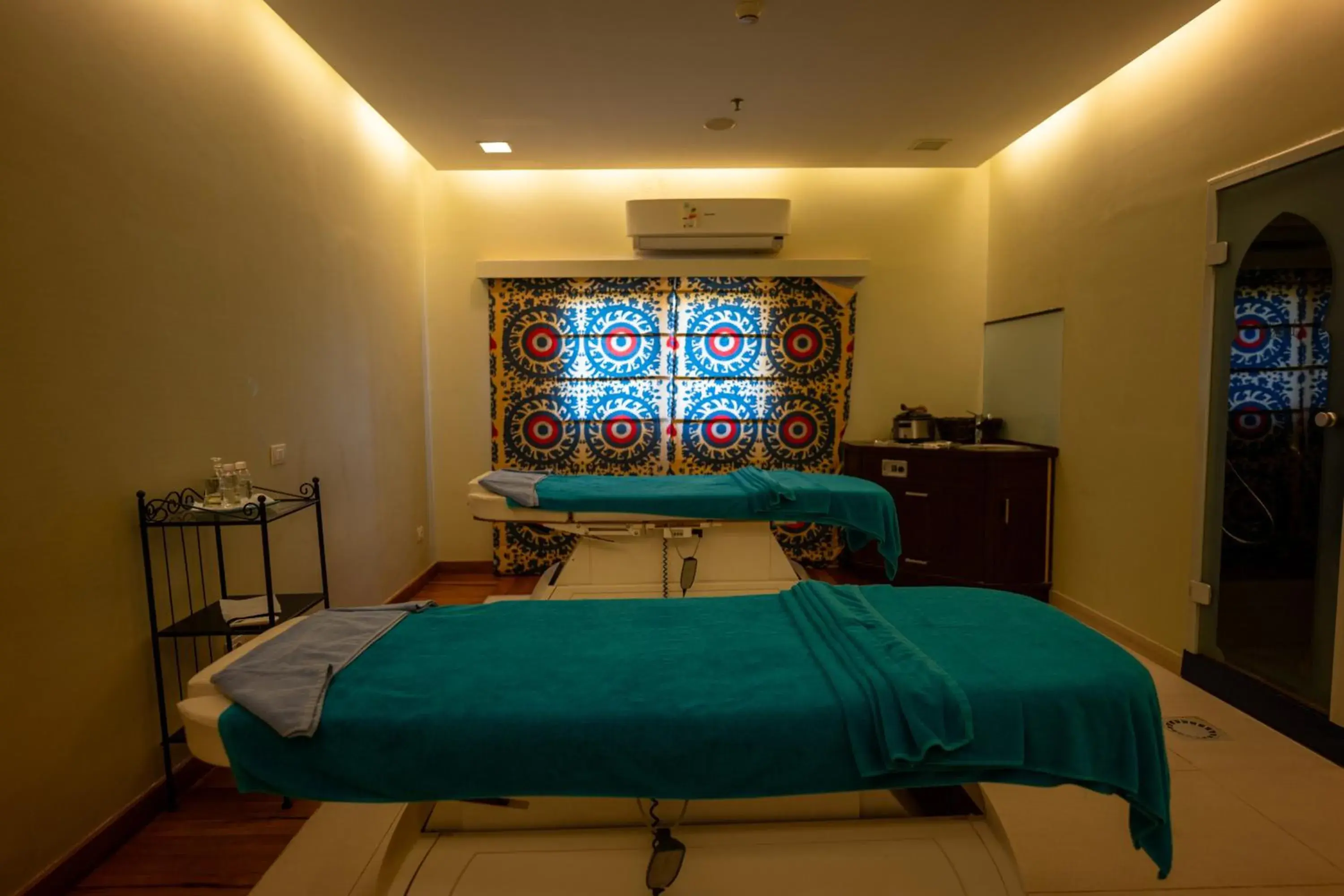 Massage, Bed in Ecotel Dahab Bay View Resort Massage, Bed in Ecotel Dahab Bay View Resort