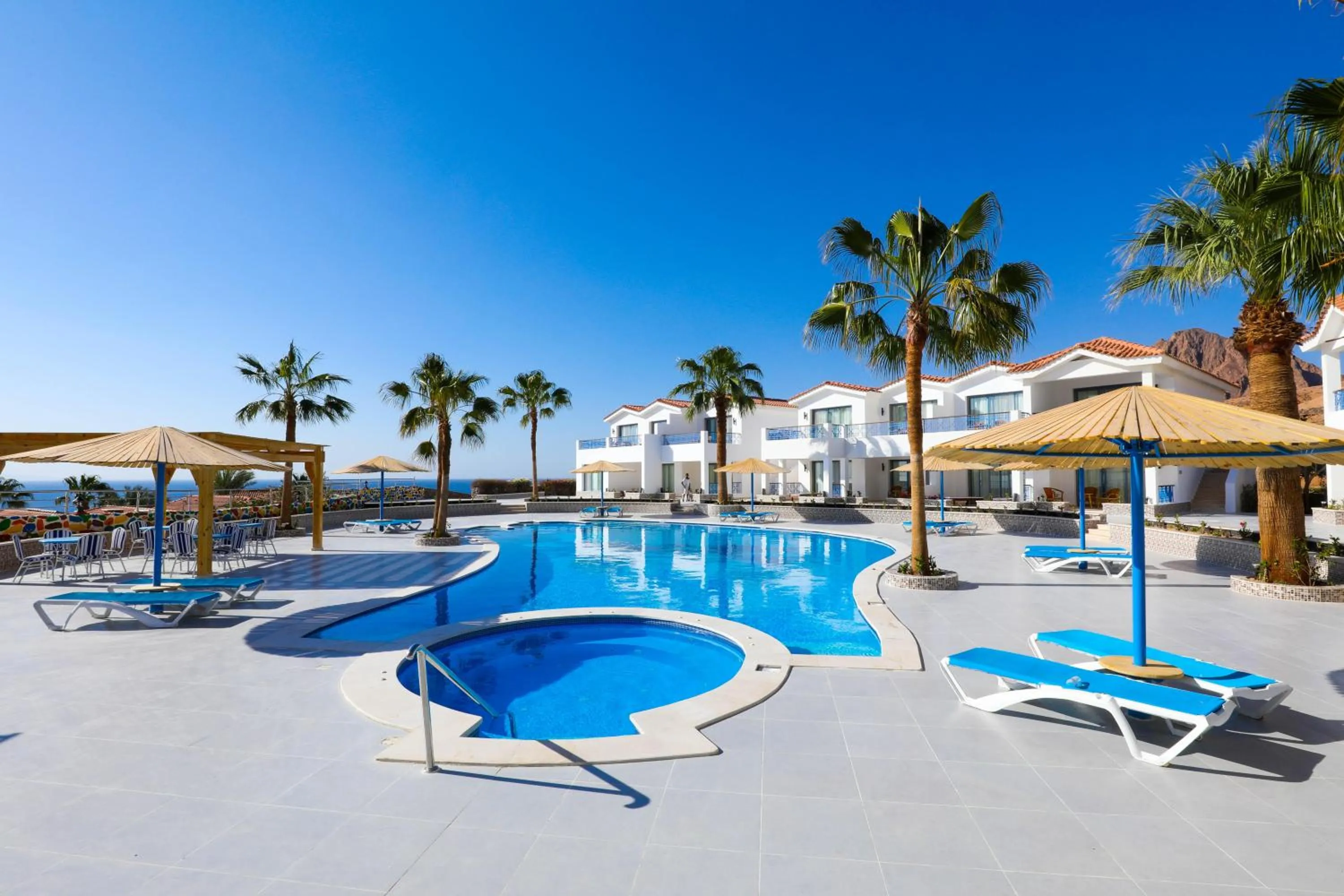 Swimming pool in Ecotel Dahab Bay View Resort