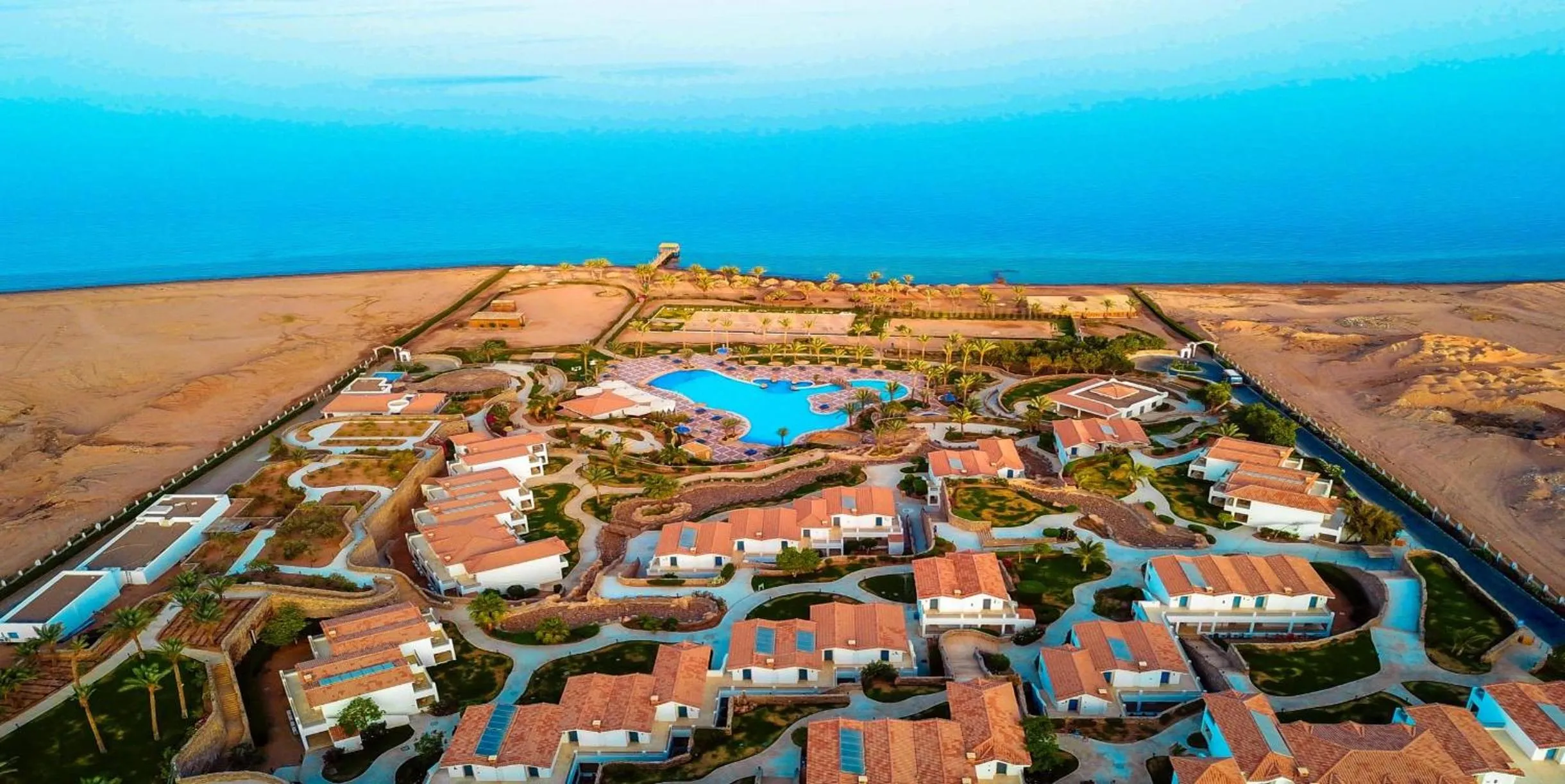 Property building in Ecotel Dahab Bay View Resort