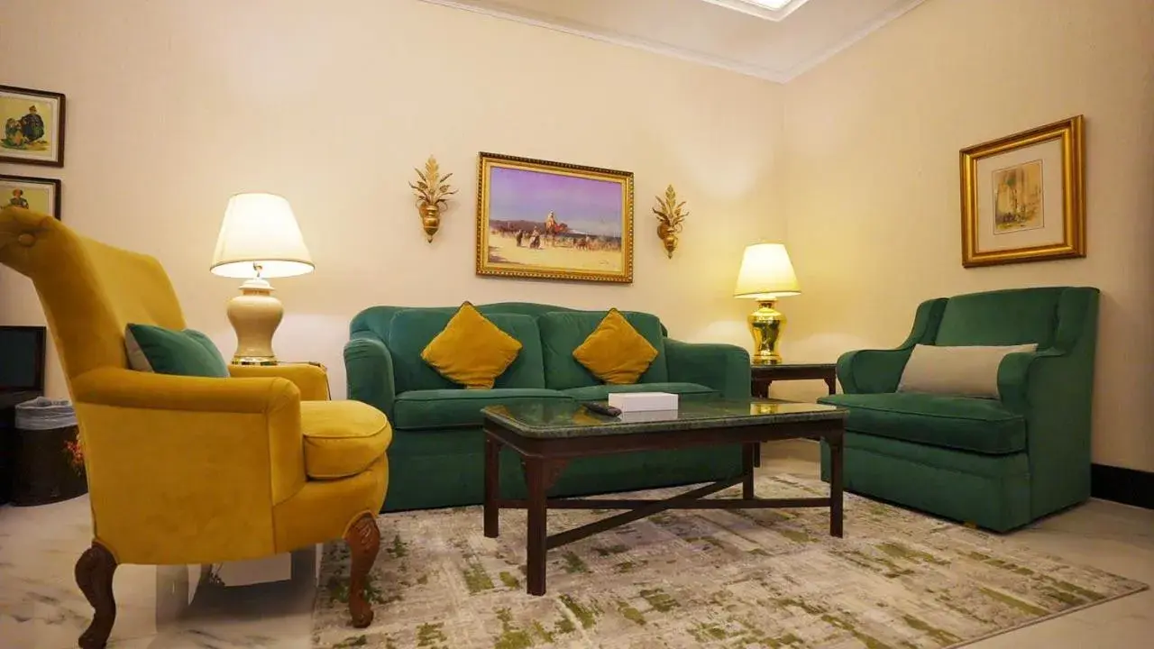 Junior Suite with Twin Bed in Habitat Hotel All Suites - Jeddah Junior Suite with Twin Bed in Habitat Hotel All Suites - Jeddah