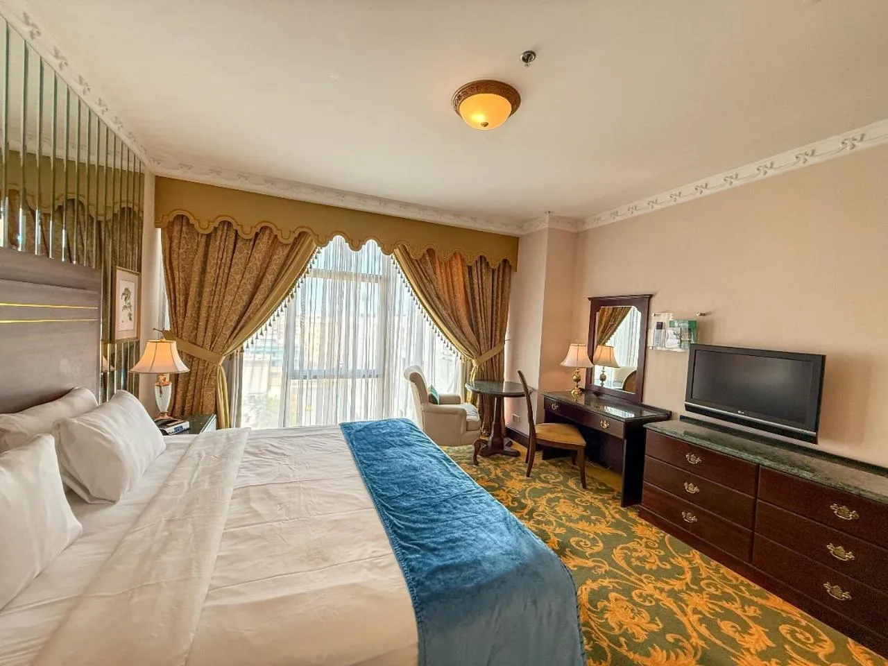 Bed in Habitat Hotel All Suites - Jeddah