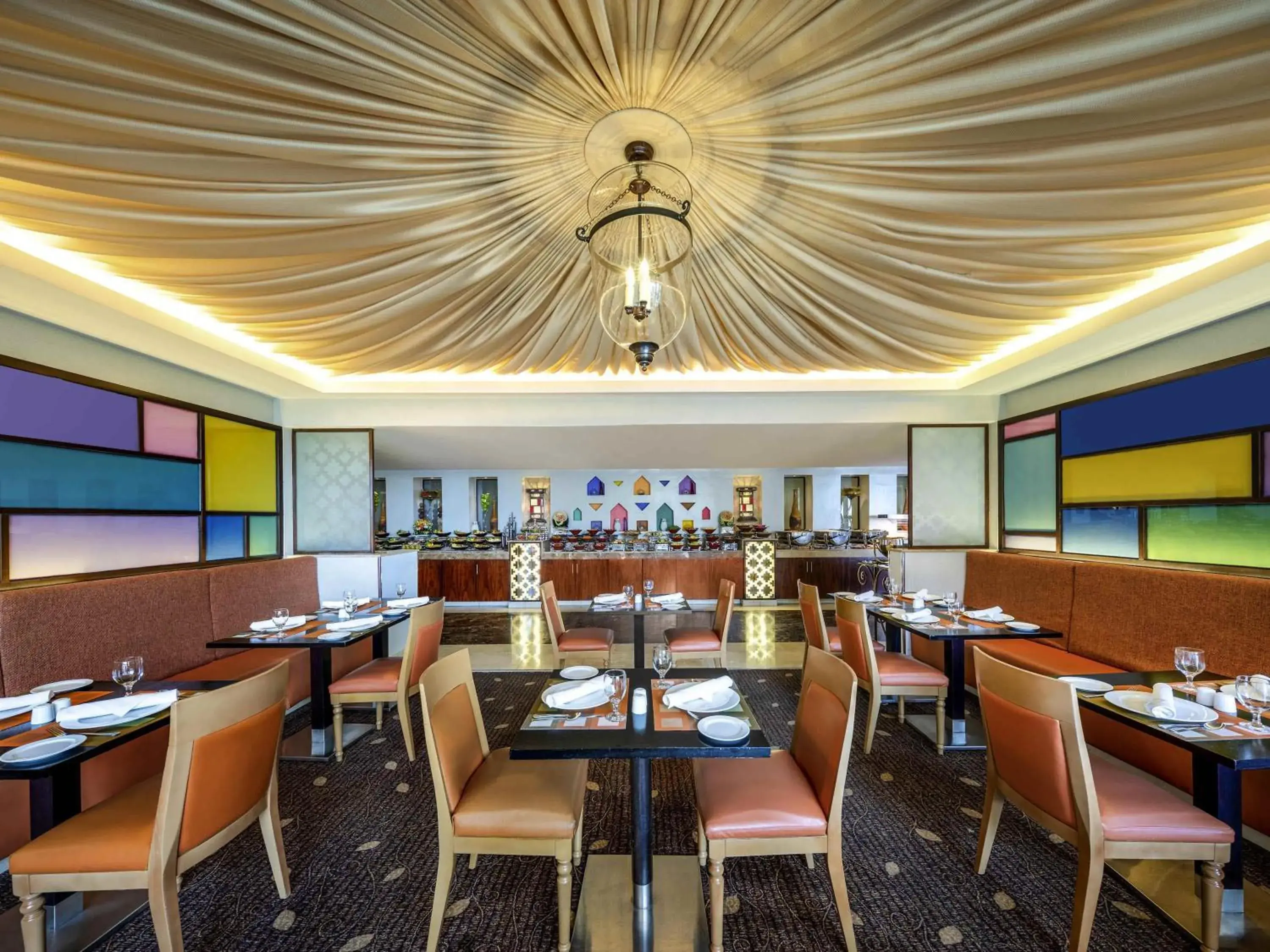 Restaurant/places to eat in Movenpick Hotel & Residences Hajar Tower Makkah Restaurant/places to eat in Movenpick Hotel & Residences Hajar Tower Makkah