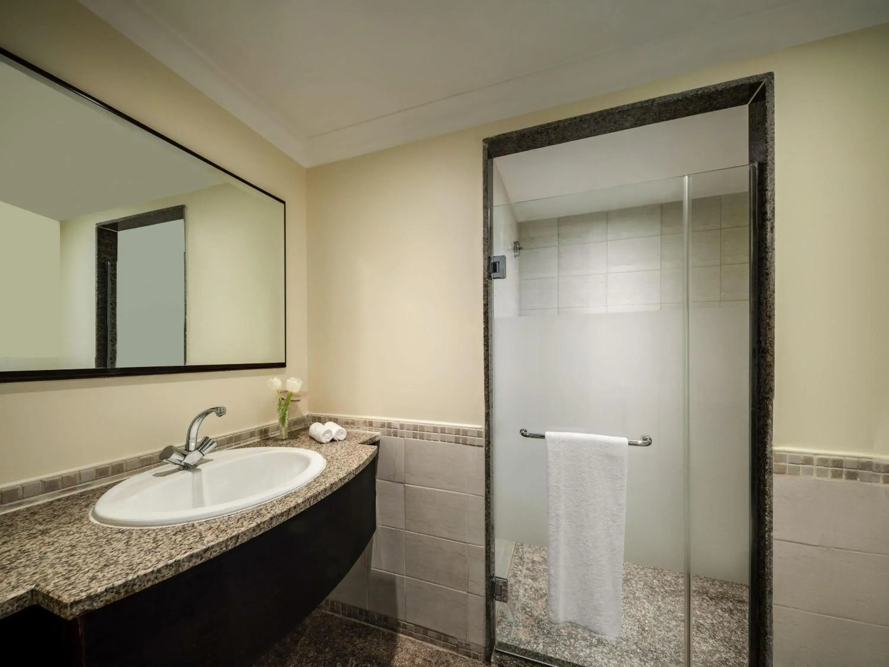 Bedroom in Movenpick Hotel & Residences Hajar Tower Makkah Bedroom in Movenpick Hotel & Residences Hajar Tower Makkah