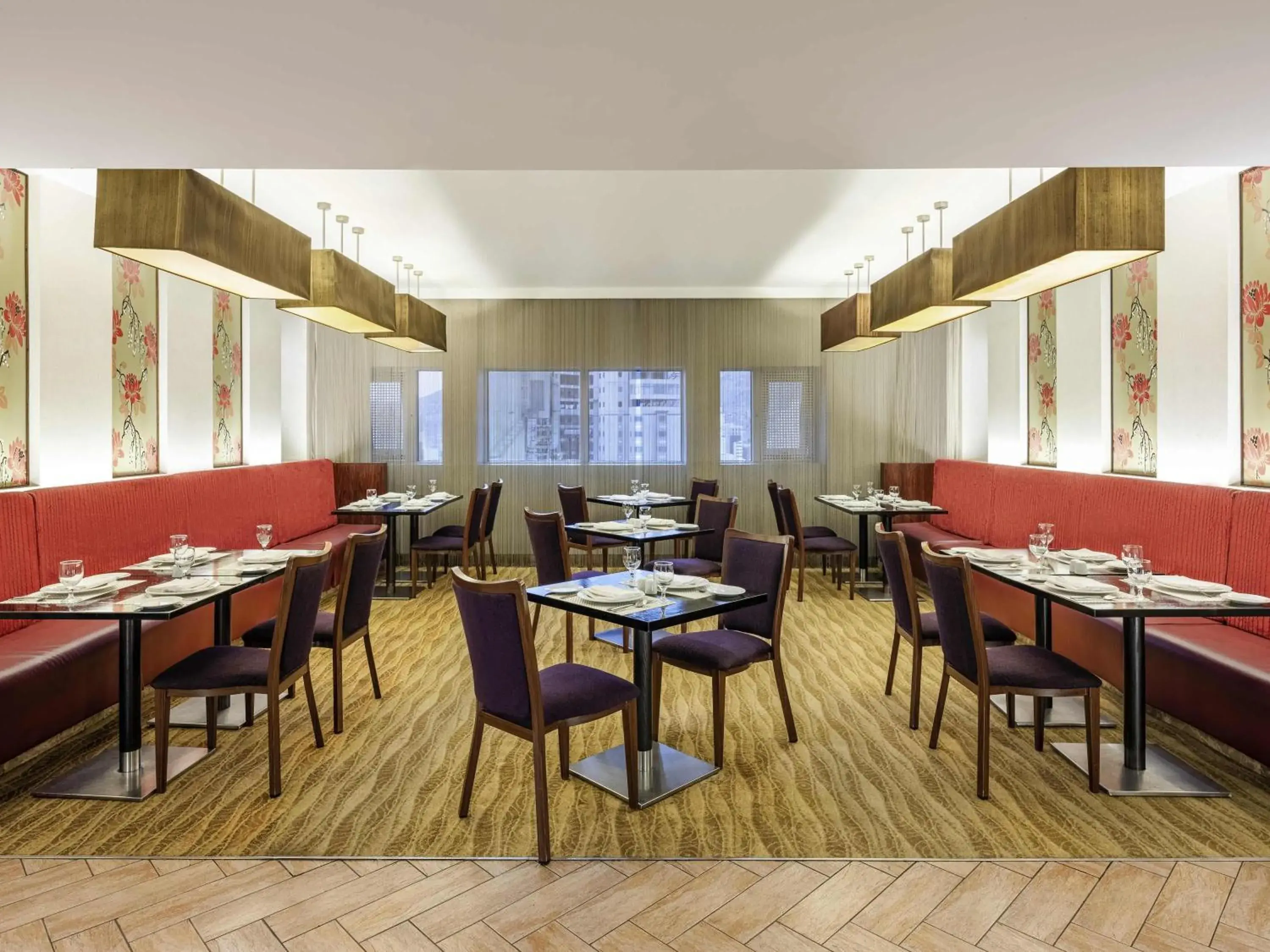 Restaurant/places to eat in Movenpick Hotel & Residences Hajar Tower Makkah Restaurant/places to eat in Movenpick Hotel & Residences Hajar Tower Makkah