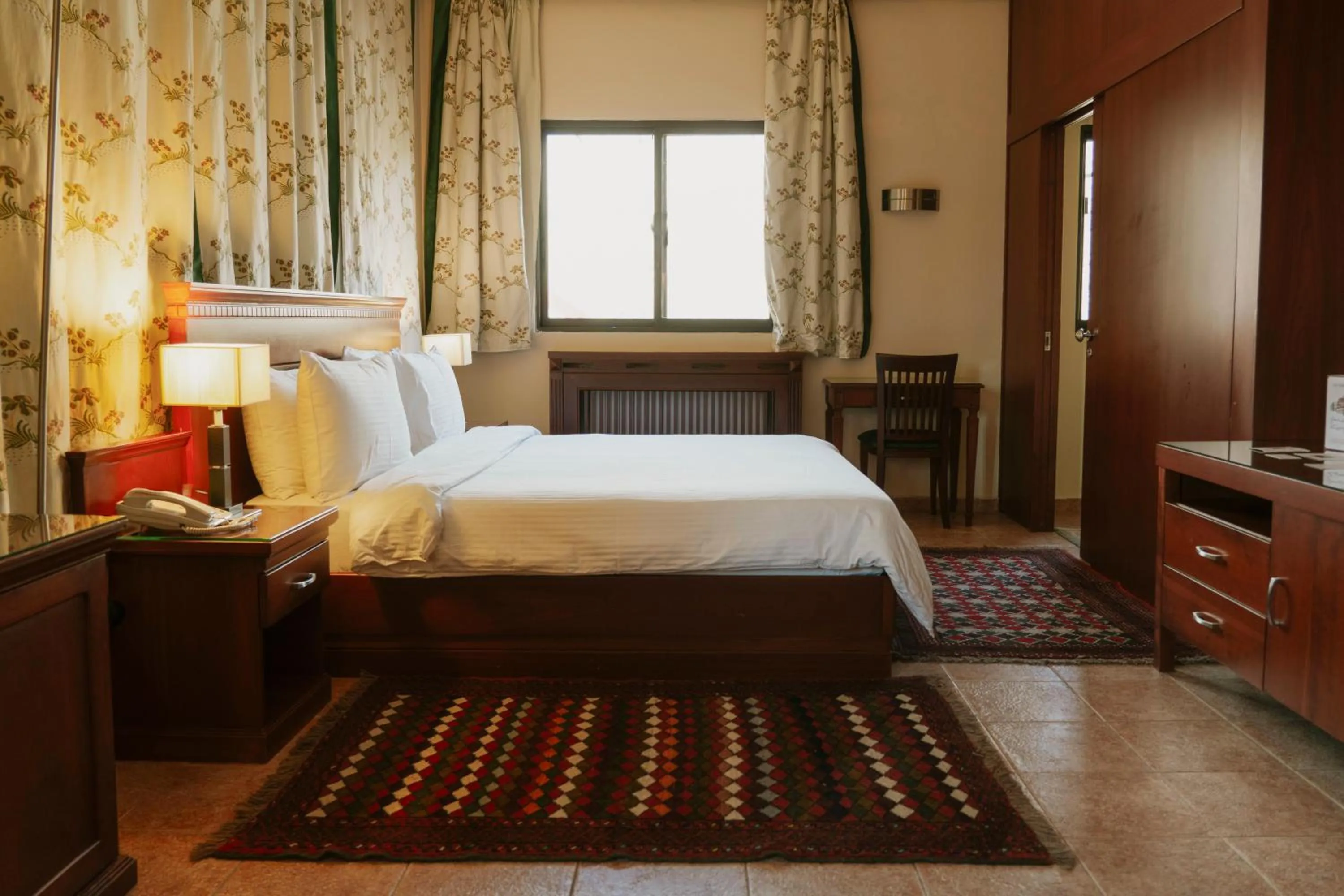 Bedroom, Bed in Le Cedrus Hotel