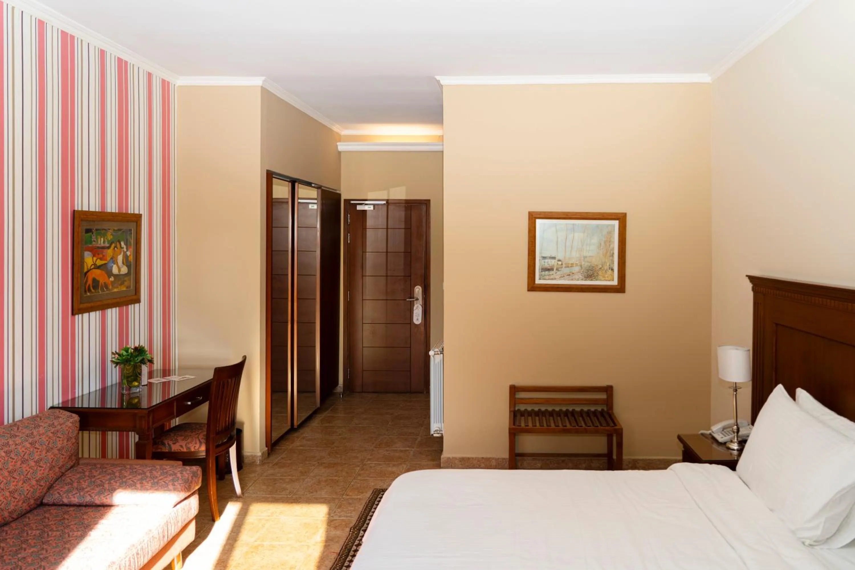 Bed in Le Cedrus Hotel