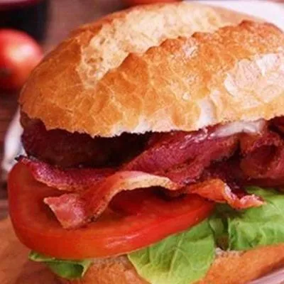 Breakfast in Oxalis Home