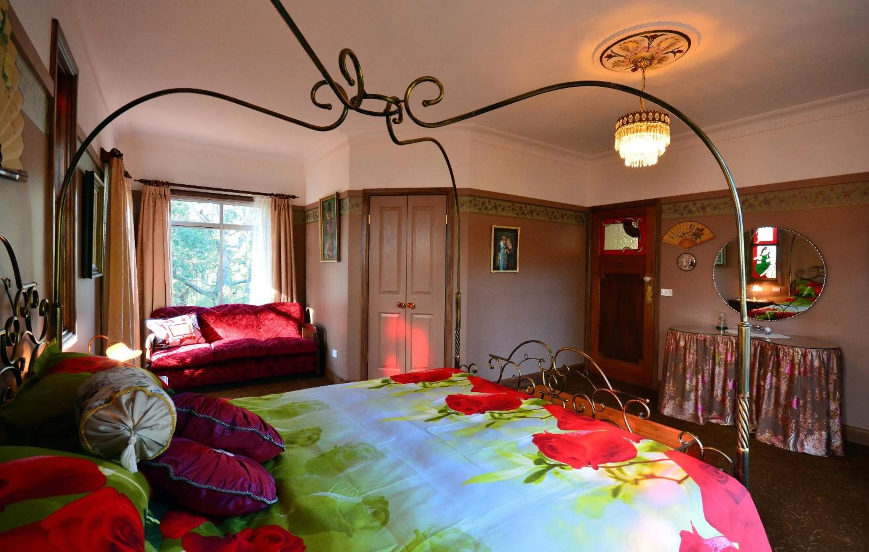 Bedroom, Bed in Araluen Park Cottages