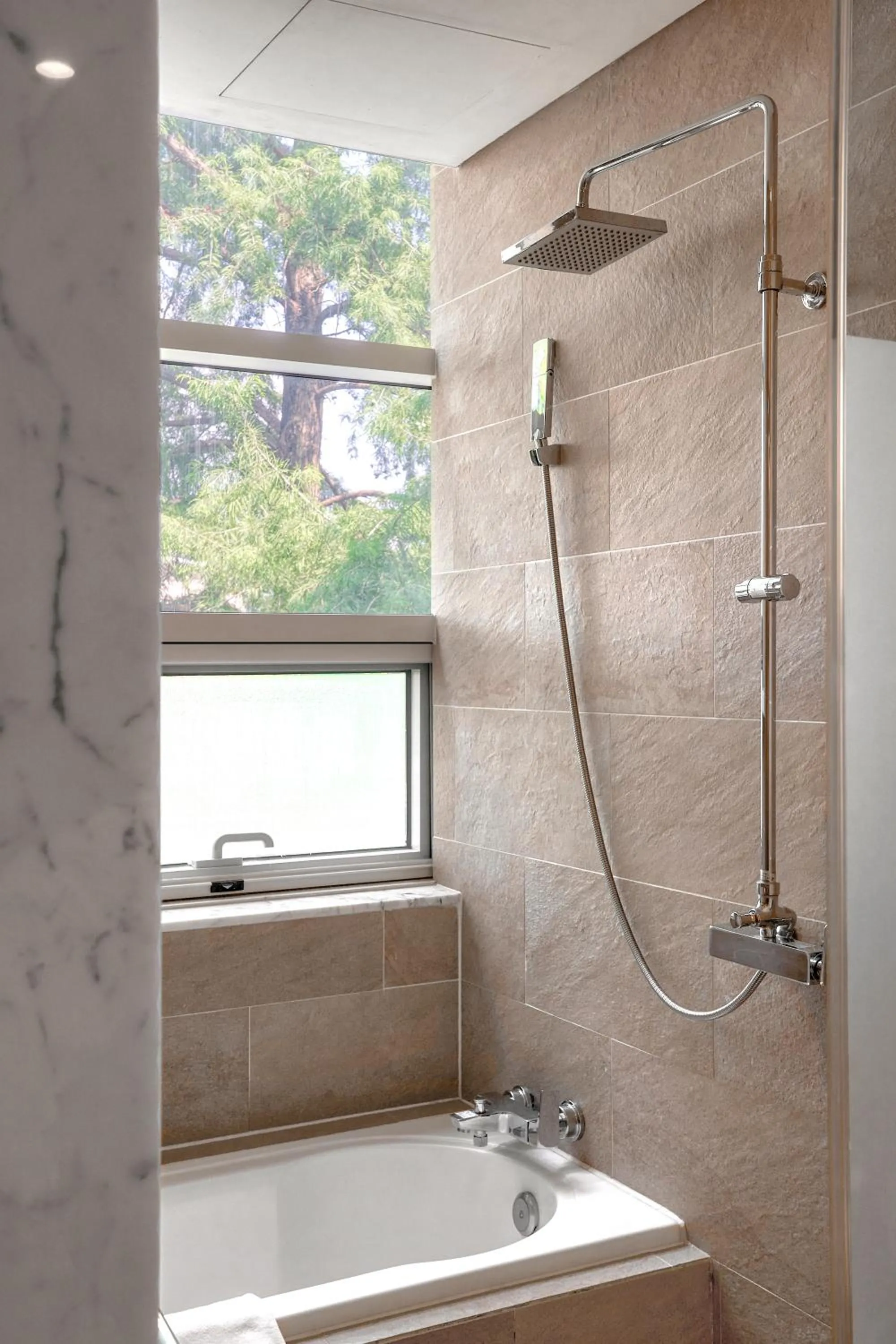 Photo of the whole room in Mayfield Hotel Seoul