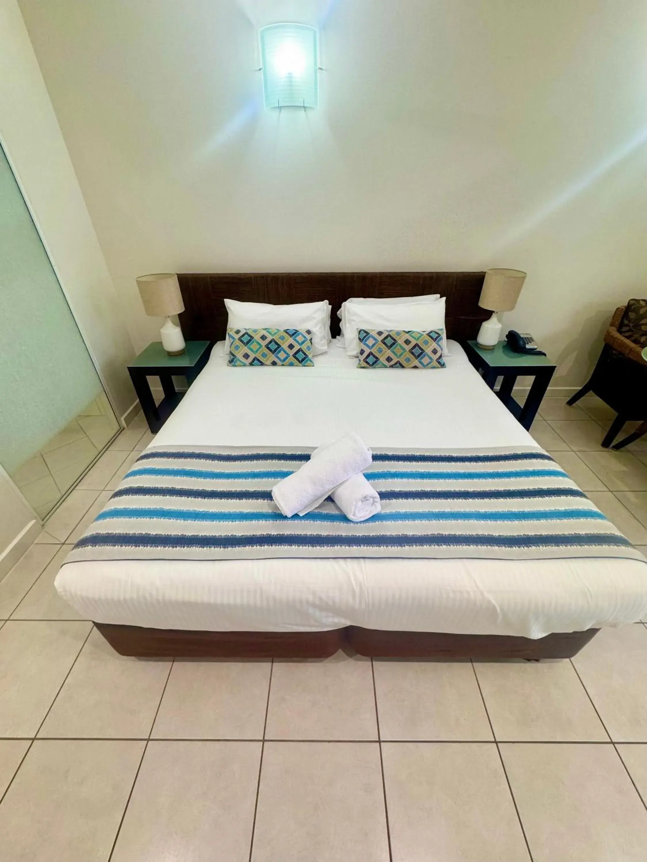 Bed in Blue Lagoon Resort Bed in Blue Lagoon Resort