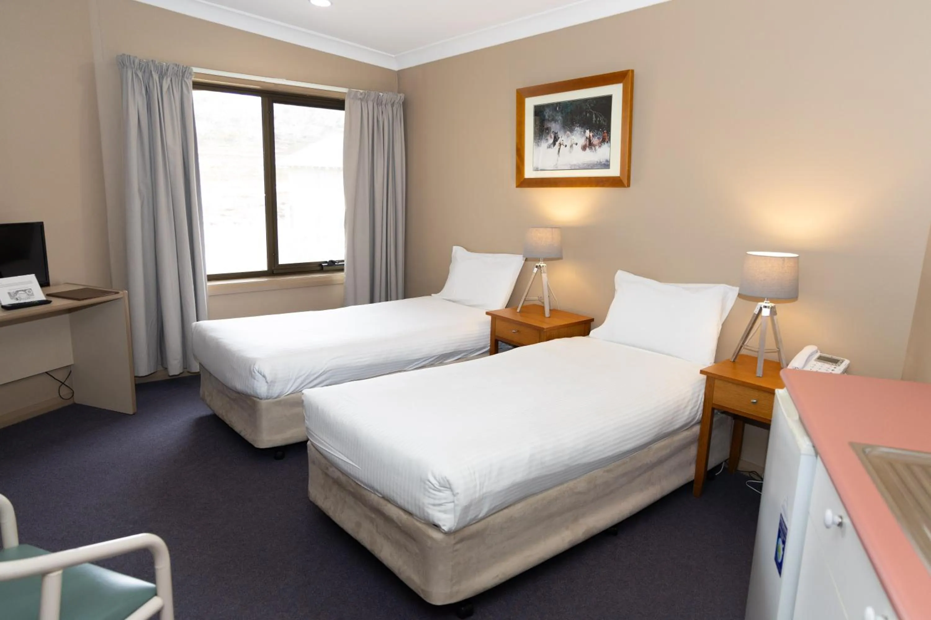 Bed in The Man from Snowy River Hotel