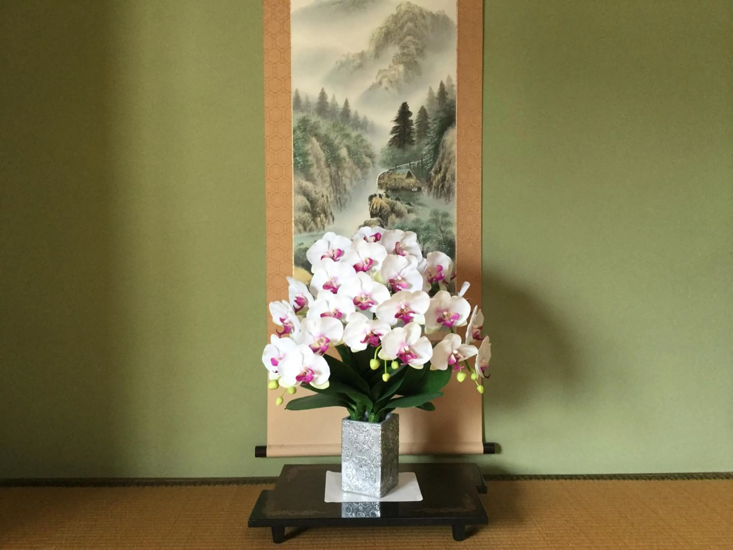 Decorative detail in Kikuya Ryokan