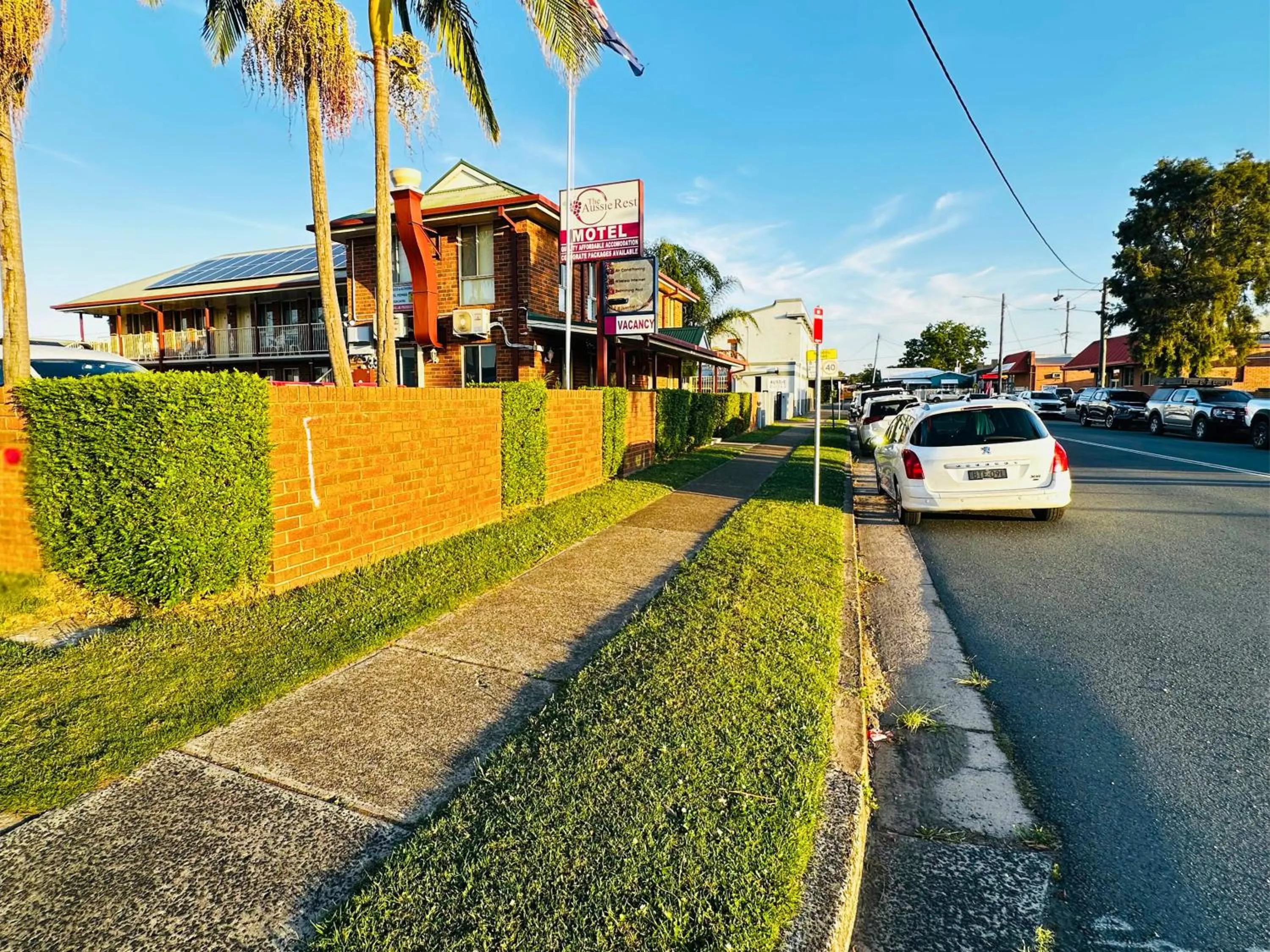 Property building in Aussie Rest Motel