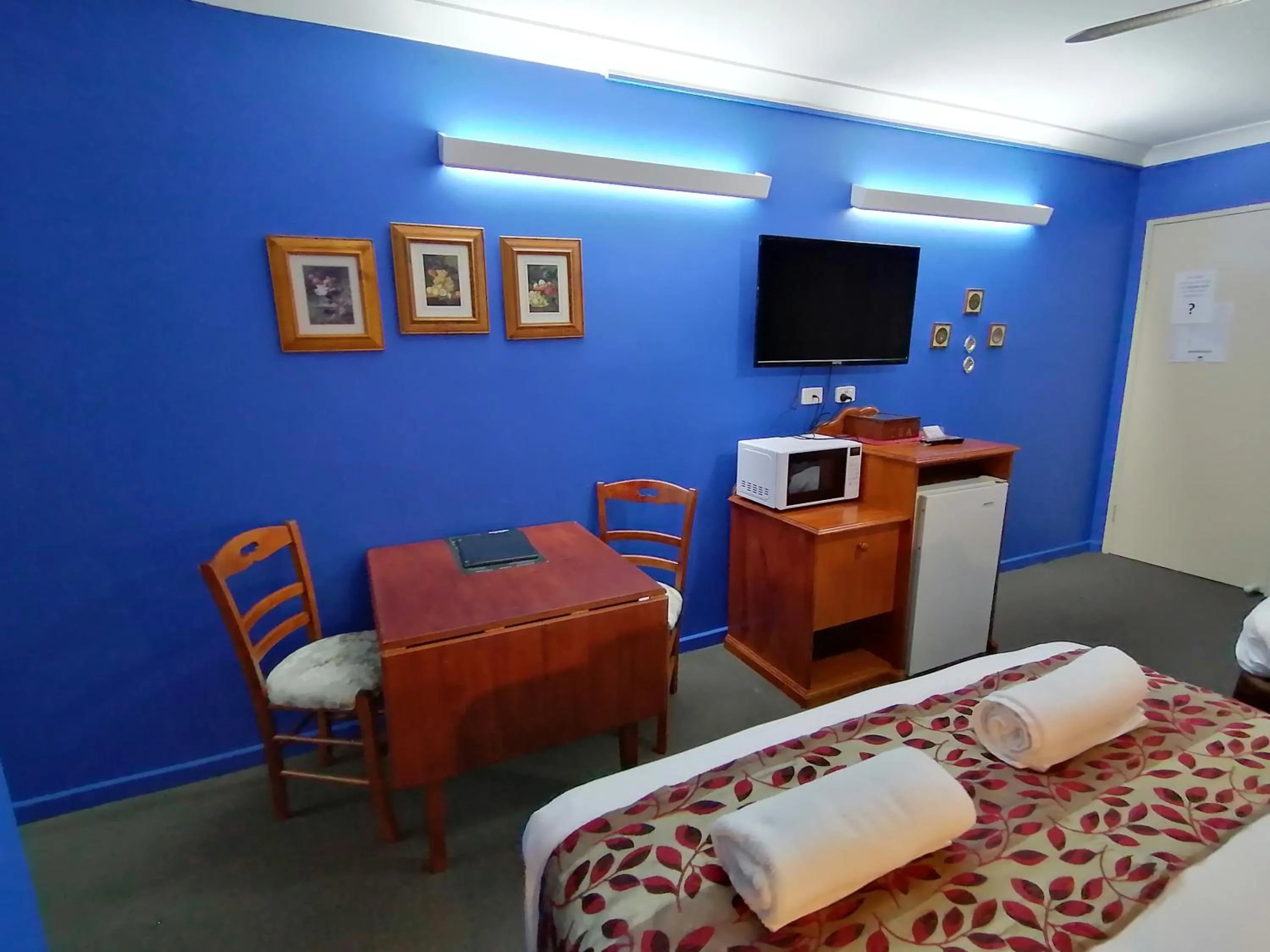 Bed in Aussie Rest Motel