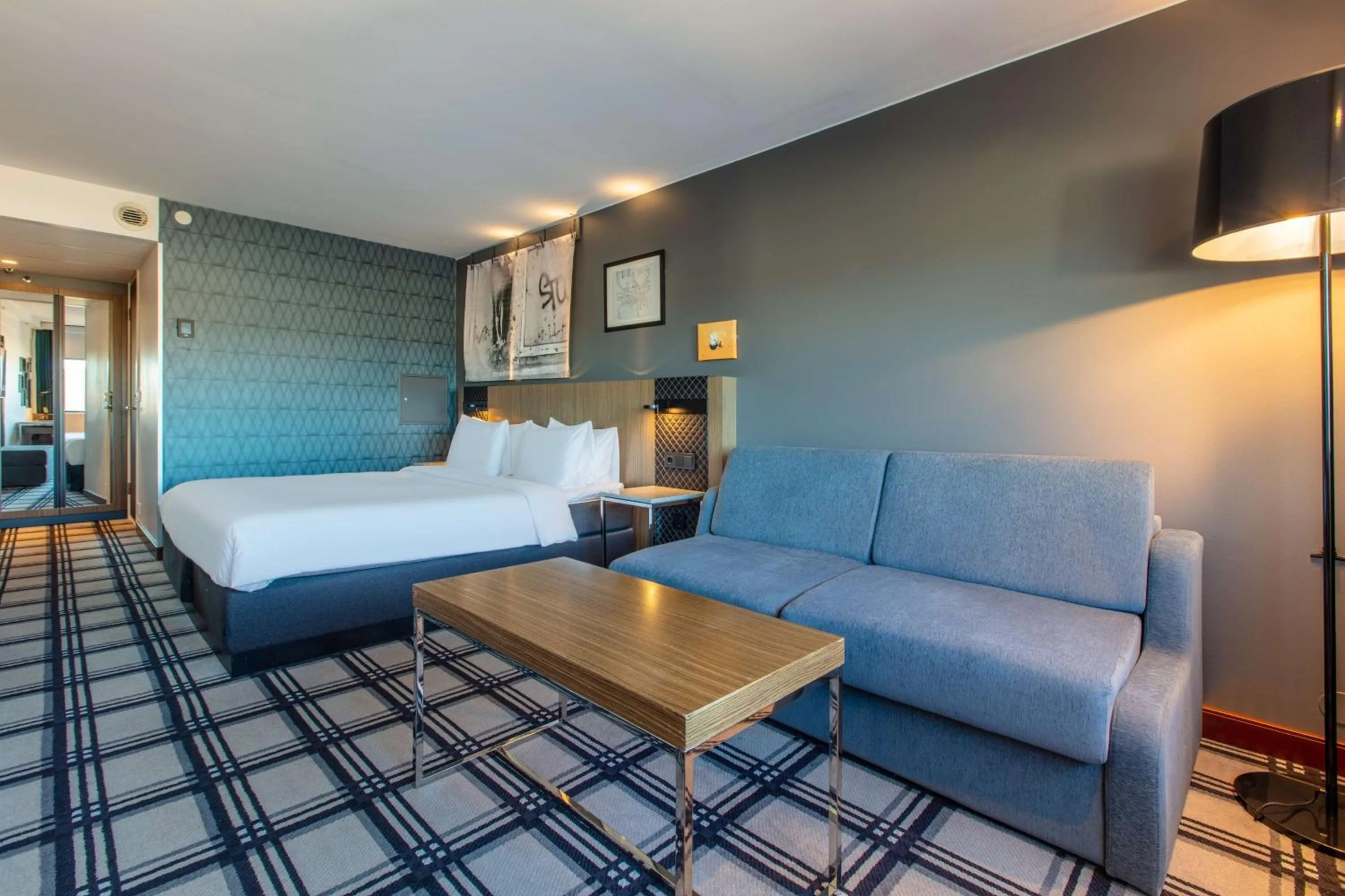 Bedroom, Bed in Radisson Blu Scandinavia Hotel, Oslo