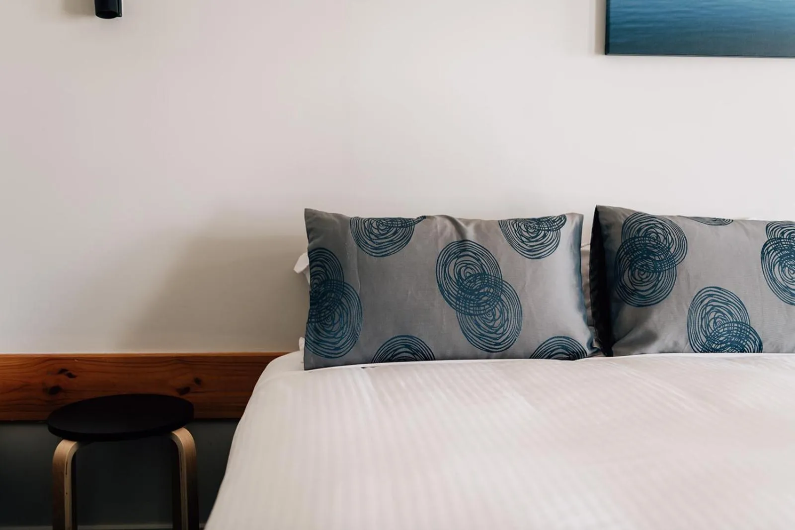 Bed in Port Albert Motel