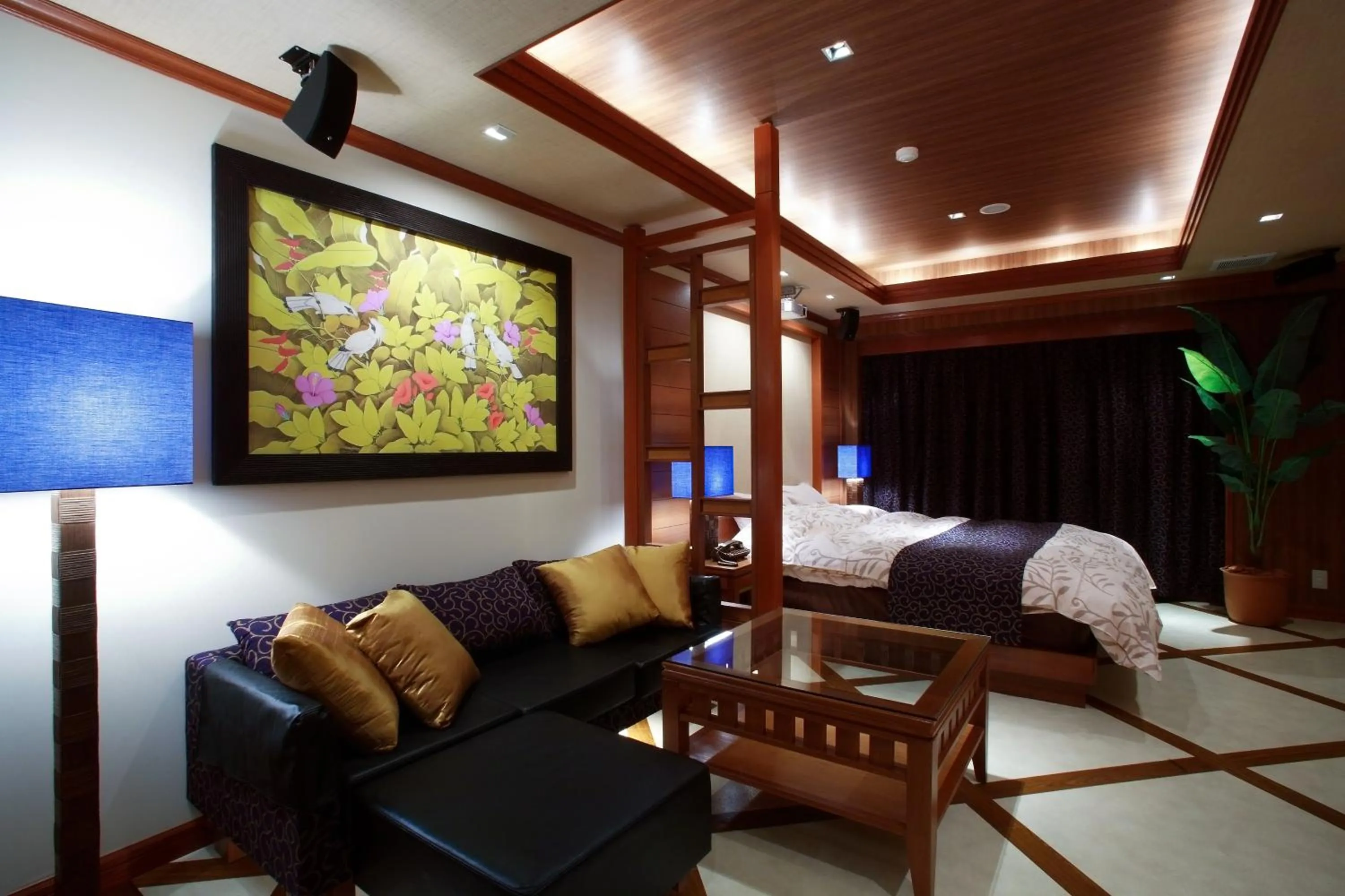 Photo of the whole room, Bed in Hotel Water Gate Tokuyama adult only