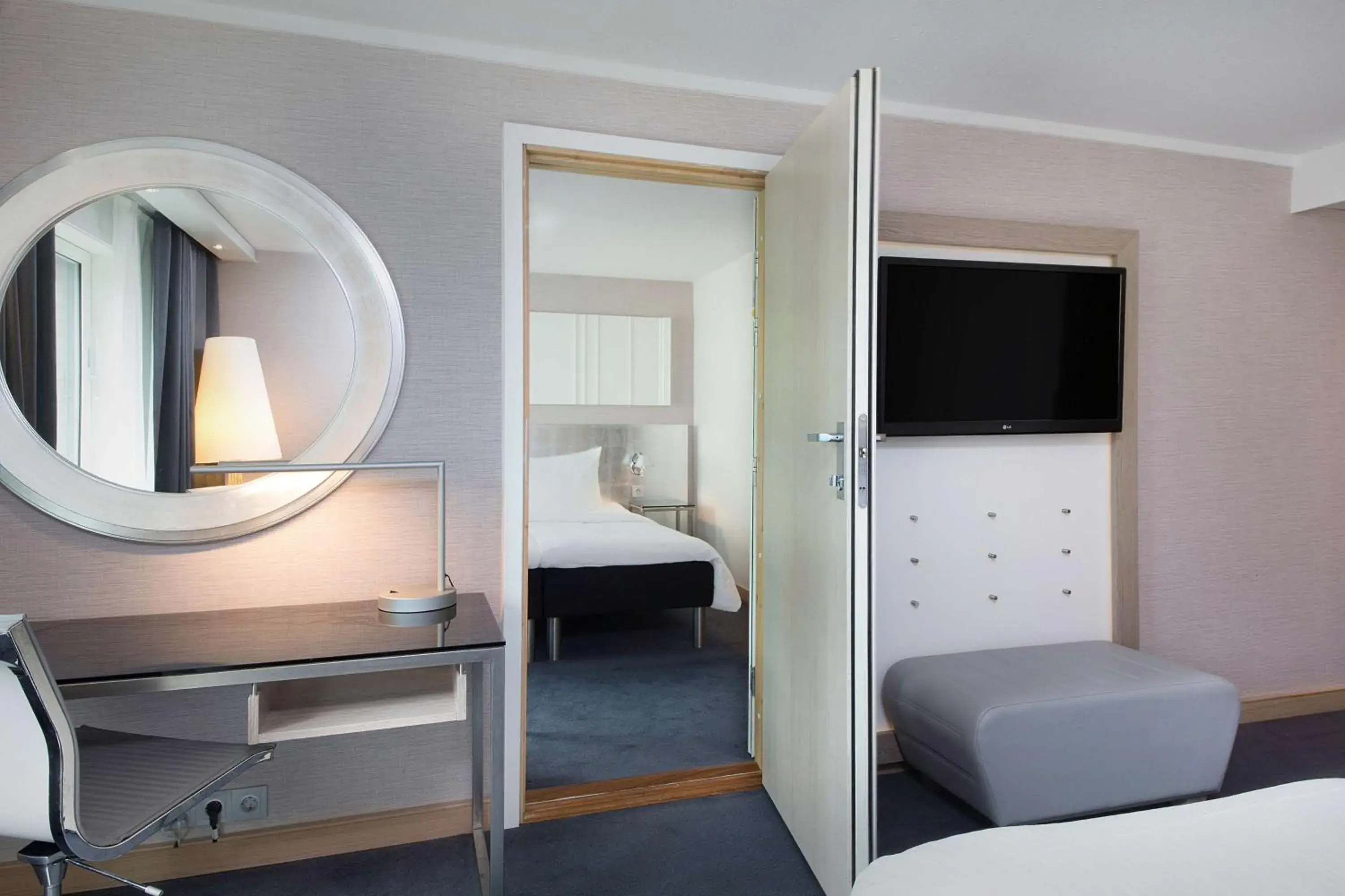 Bedroom, Bed in Scandic Royal Stavanger Bedroom, Bed in Scandic Royal Stavanger