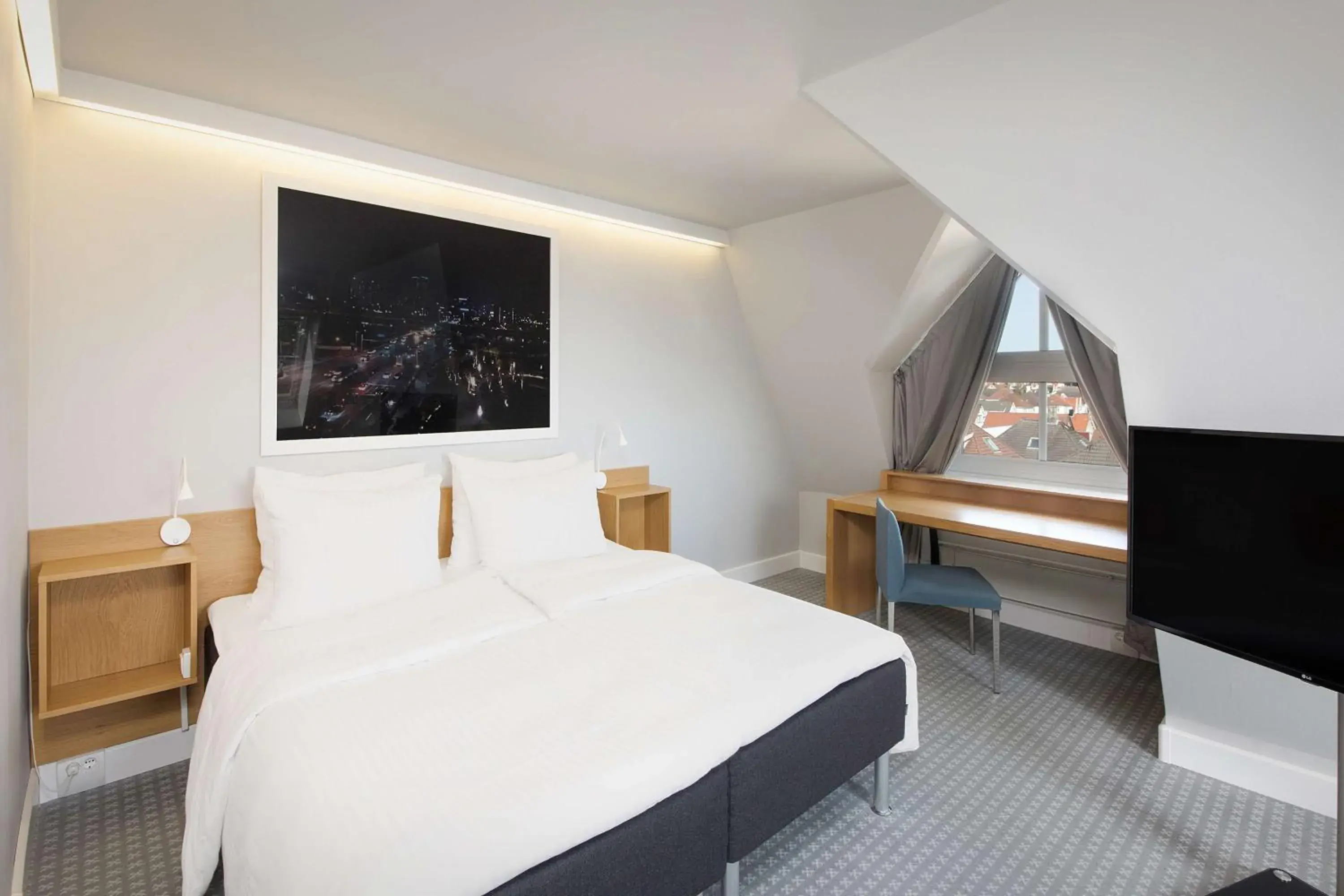 Photo of the whole room, Bed in Scandic Royal Stavanger Photo of the whole room, Bed in Scandic Royal Stavanger