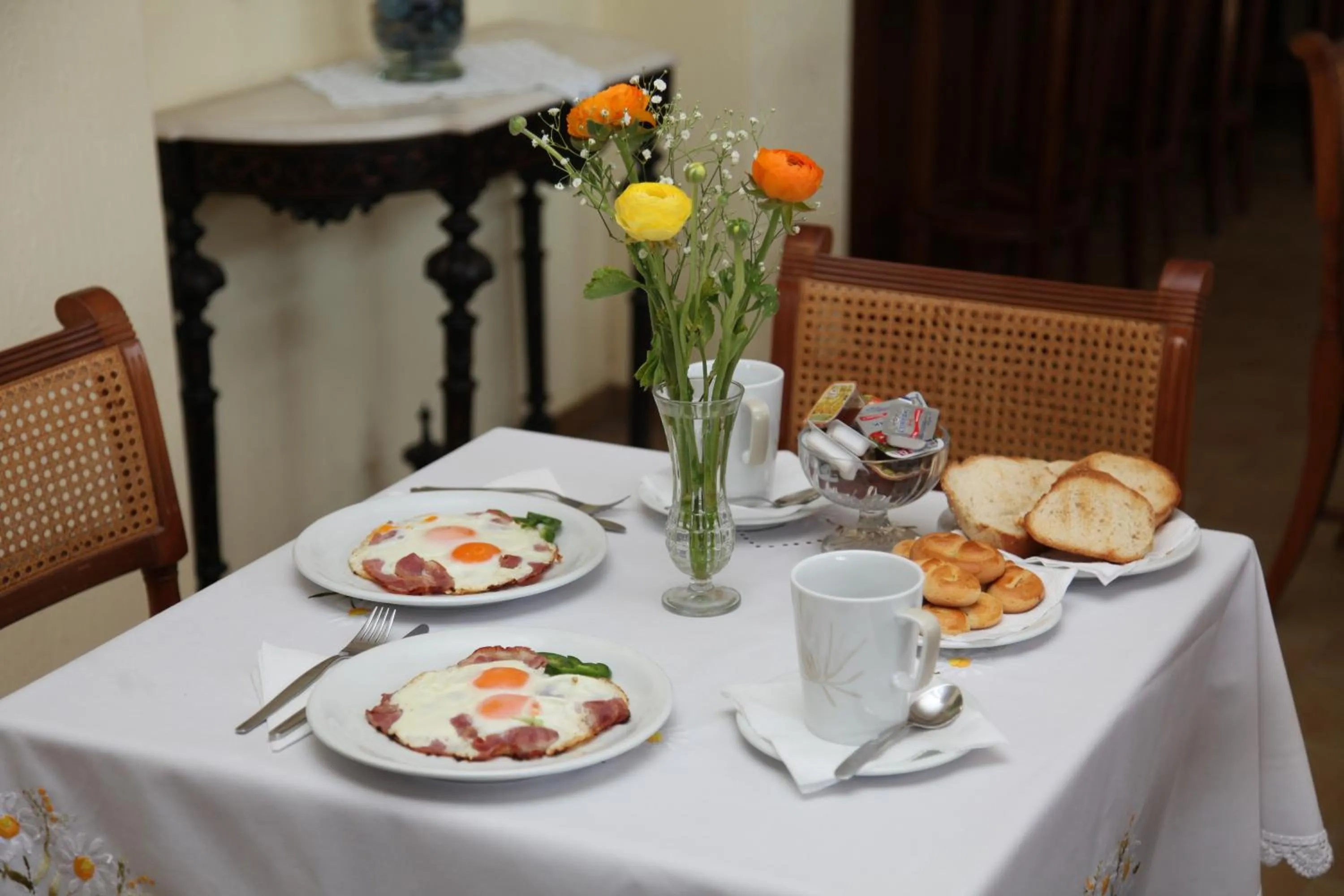 Breakfast in Maistrali