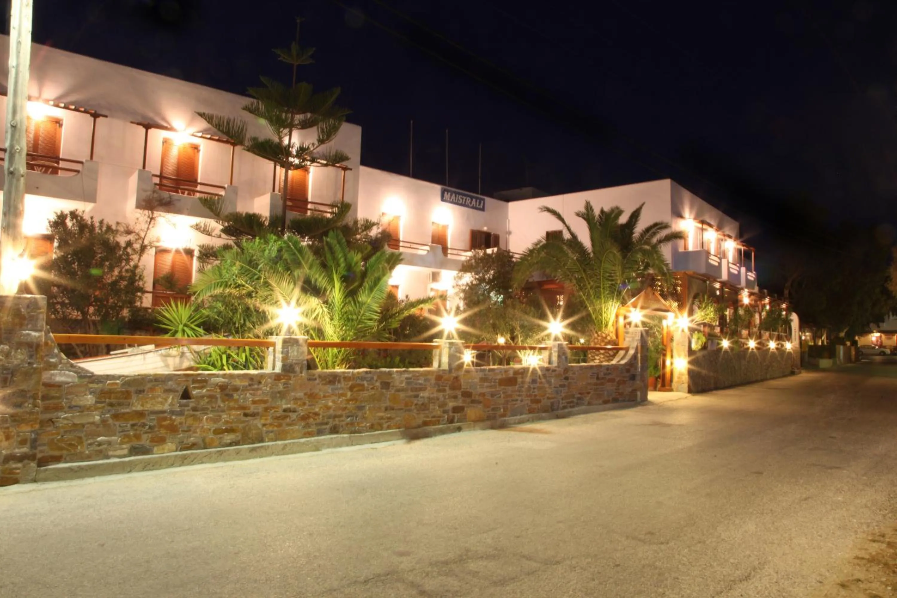 Property building in Maistrali