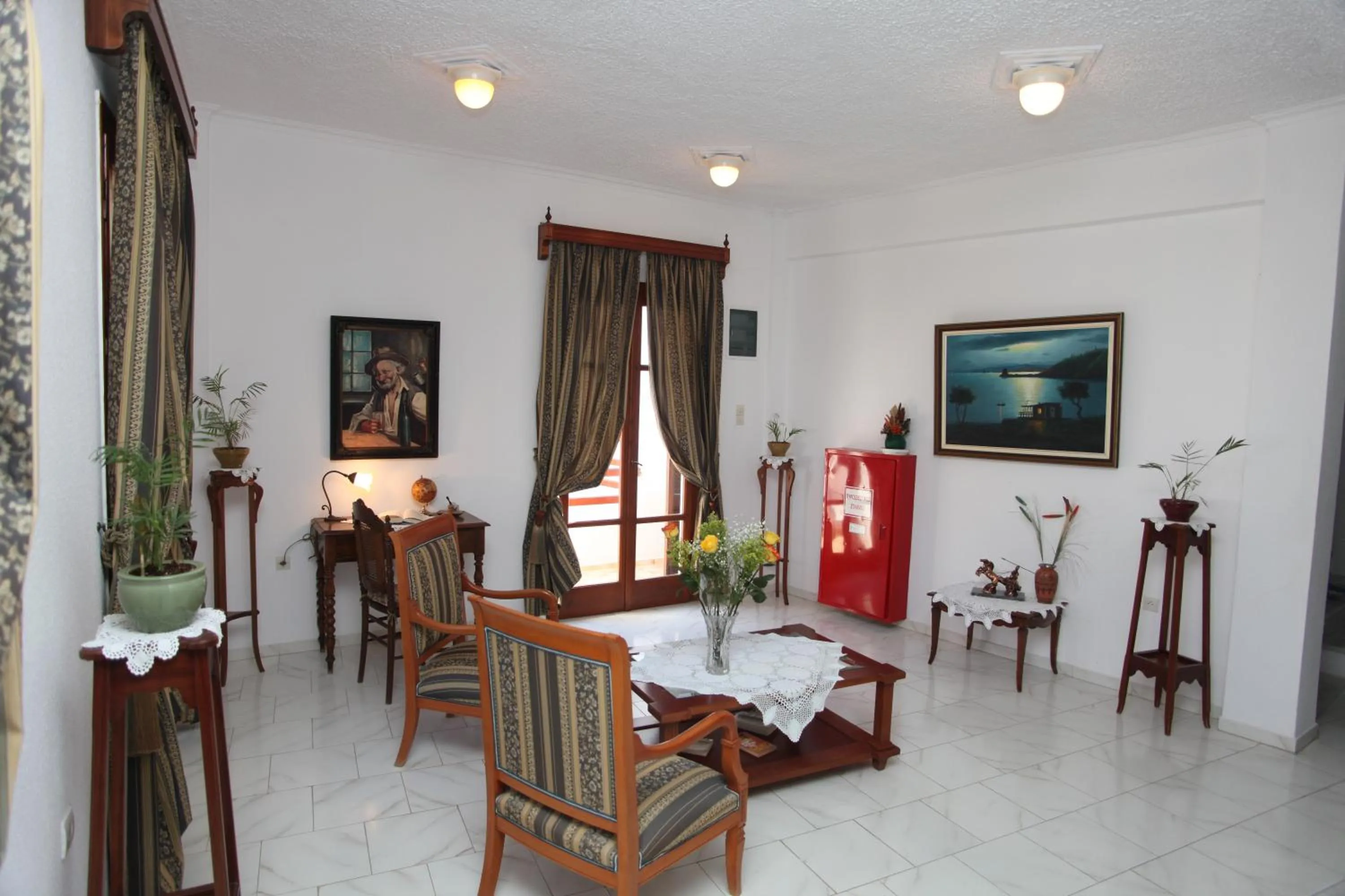 Communal lounge/ TV room in Maistrali