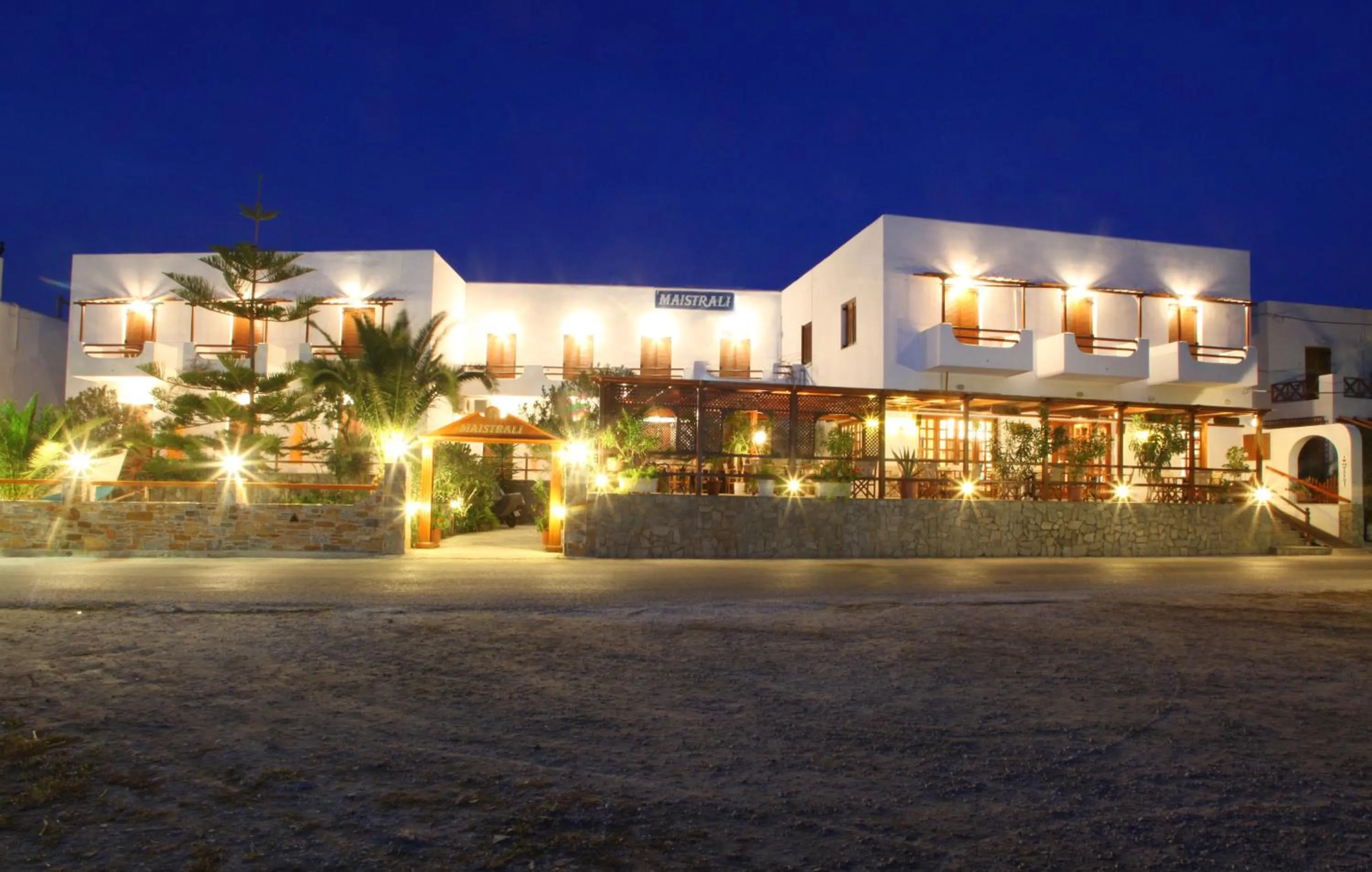 Property building in Maistrali