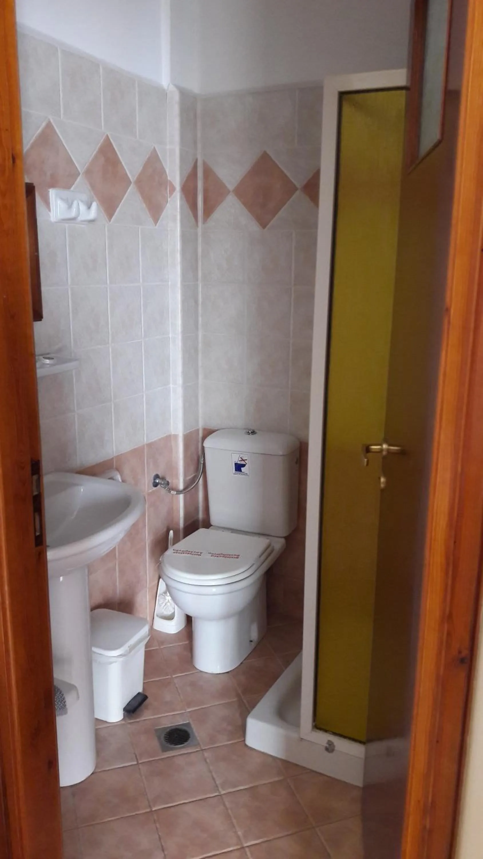 Photo of the whole room in Maistrali