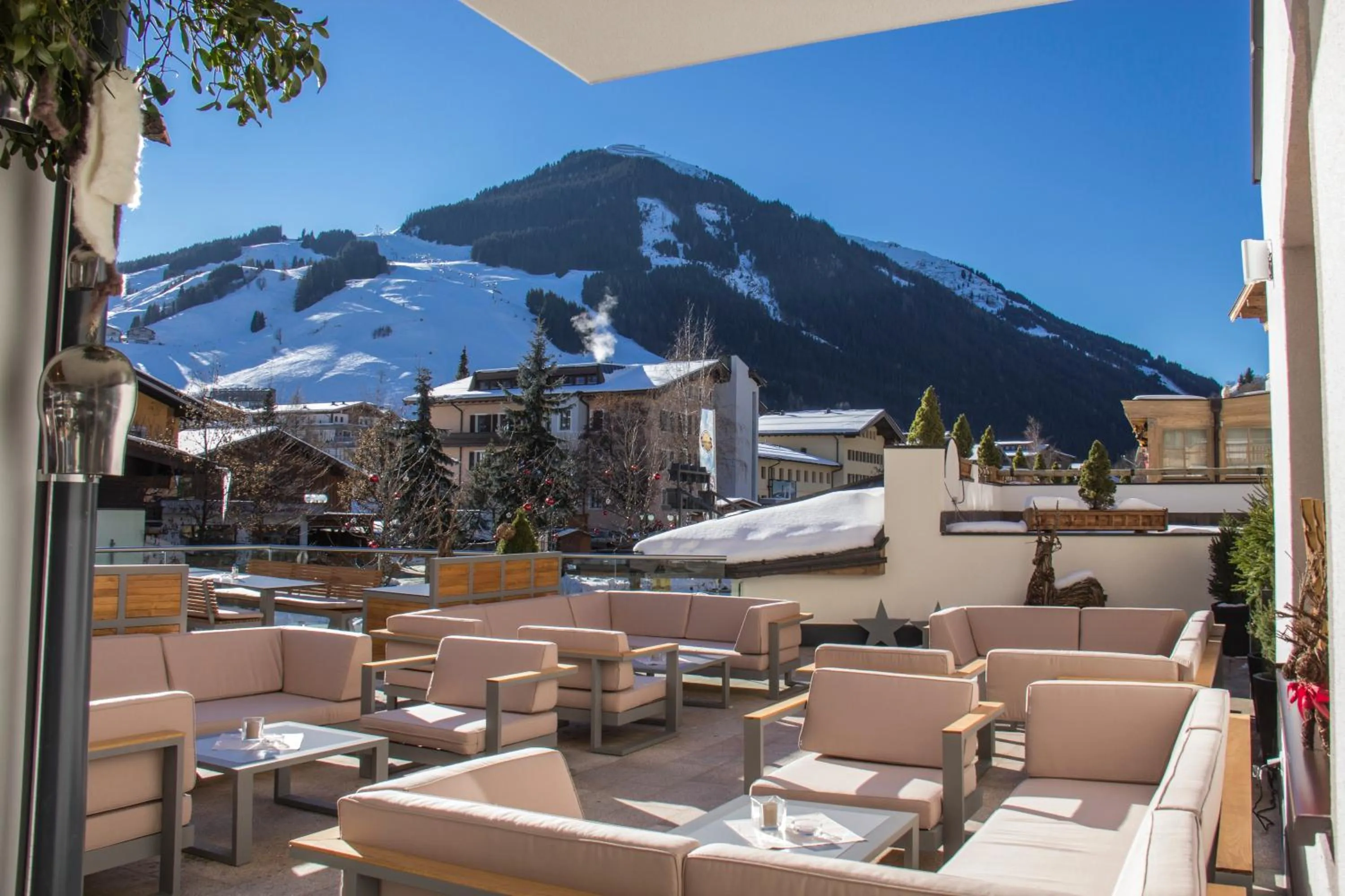 Facade/entrance in Hotel am Reiterkogel