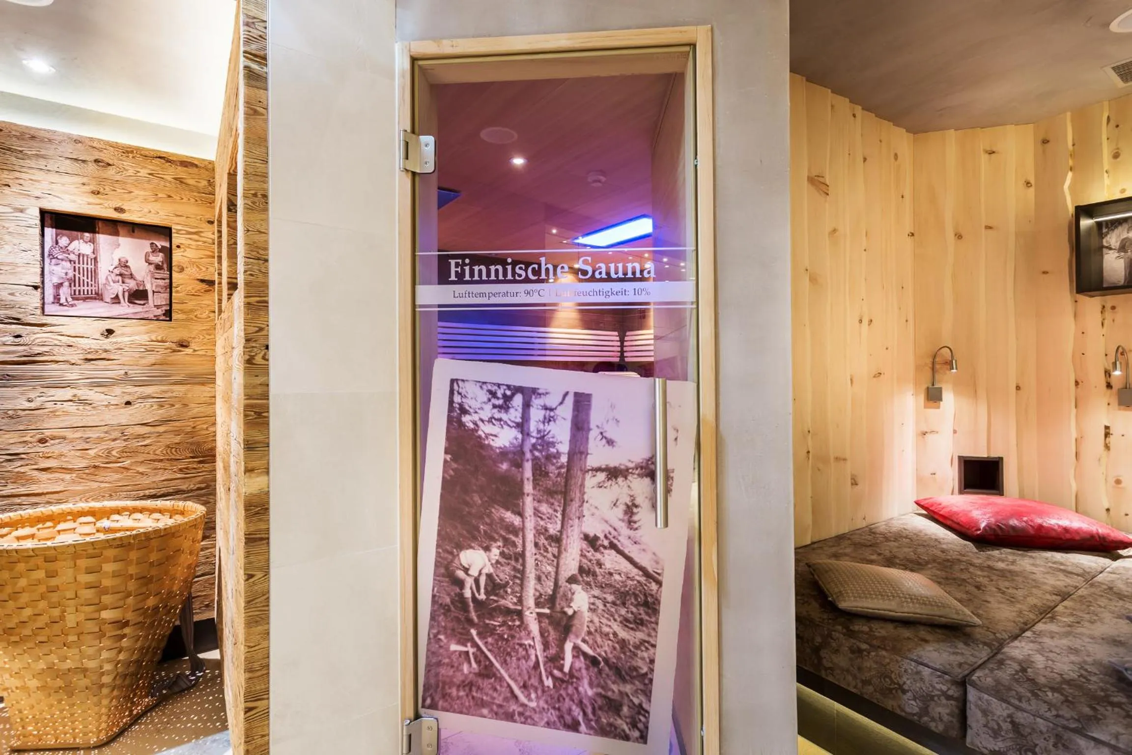 Sauna, Bed in Hotel am Reiterkogel