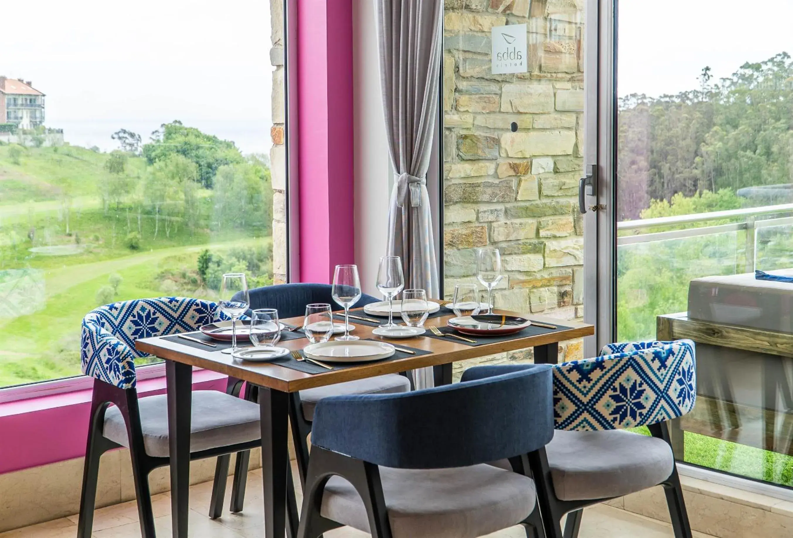 Restaurant/places to eat in Abba Comillas Hotel Restaurant/places to eat in Abba Comillas Hotel