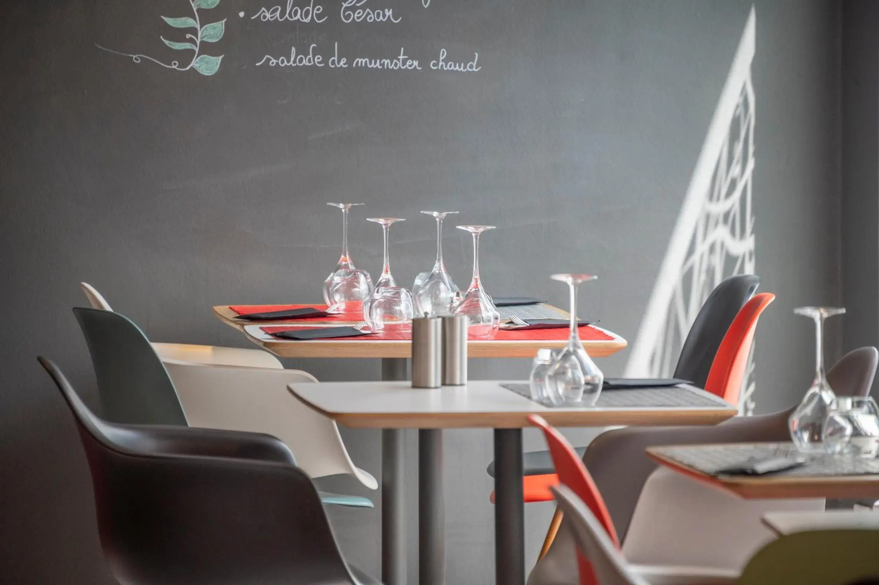 Restaurant/places to eat in ibis Saint-Die Restaurant/places to eat in ibis Saint-Die