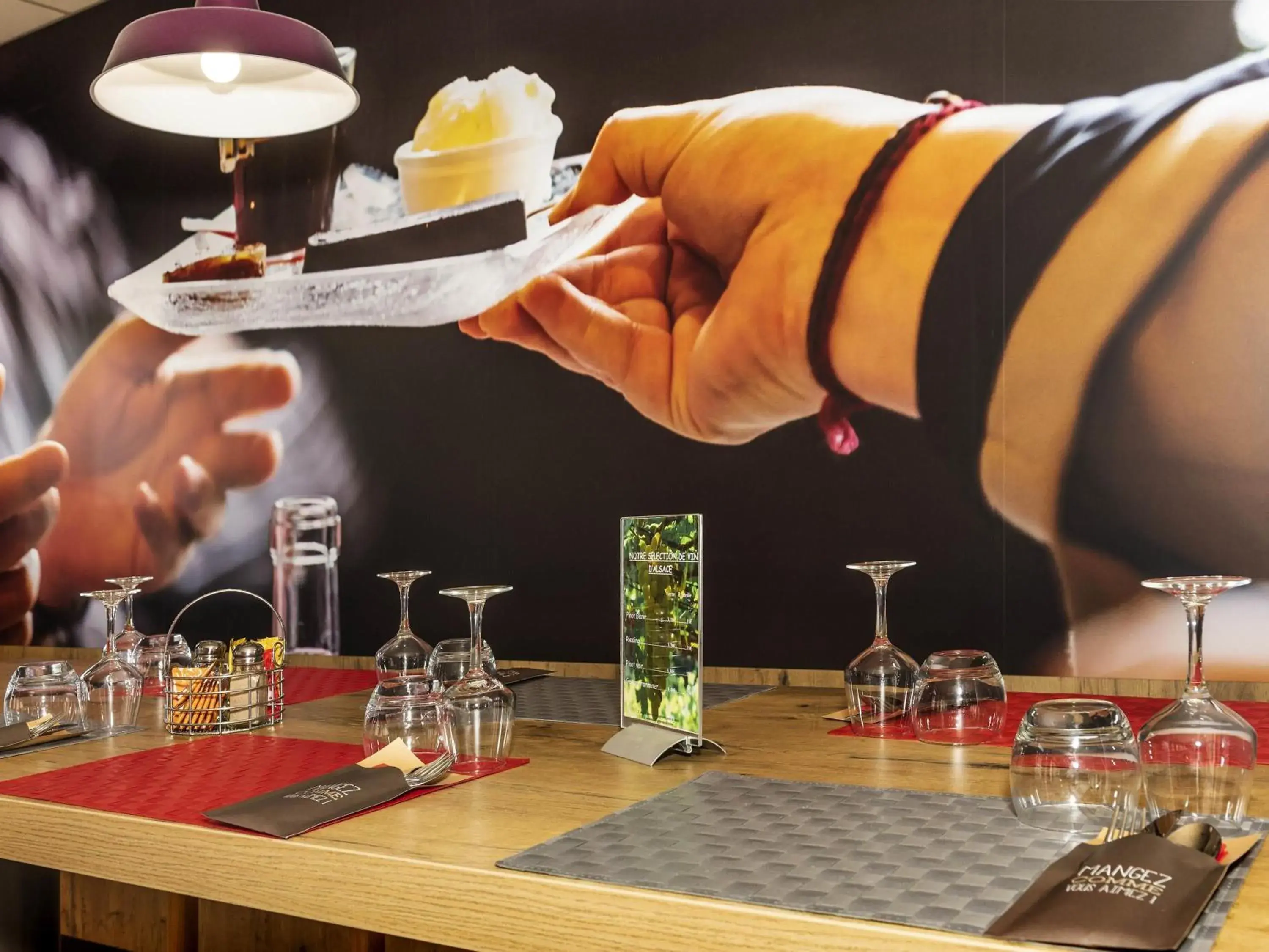 Restaurant/places to eat in ibis Saint-Die Restaurant/places to eat in ibis Saint-Die