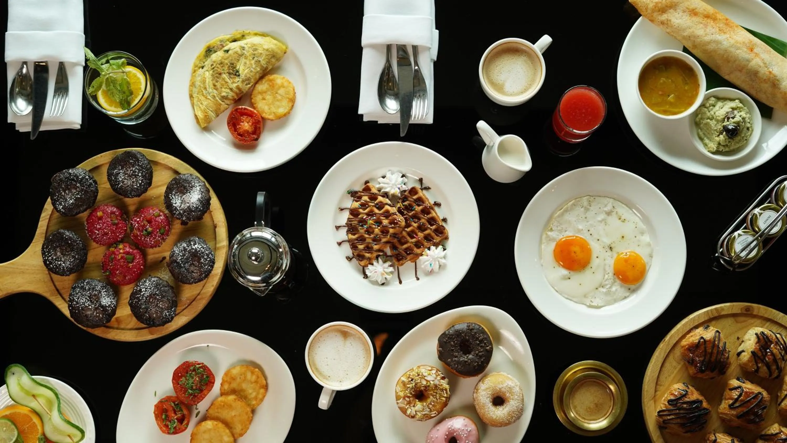 Breakfast in InterContinental Marine Drive Mumbai by IHG