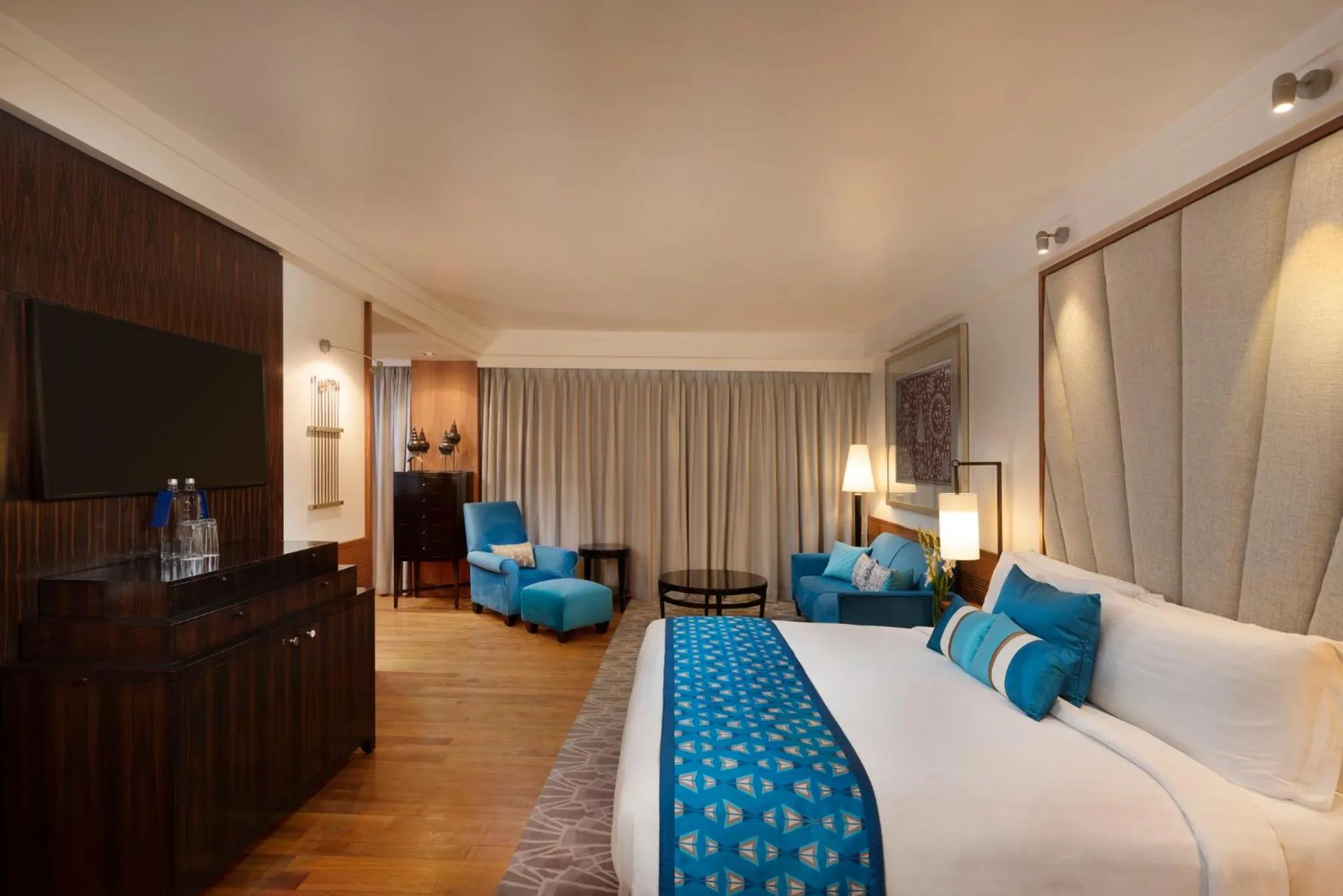 Photo of the whole room, Bed in InterContinental Marine Drive Mumbai by IHG