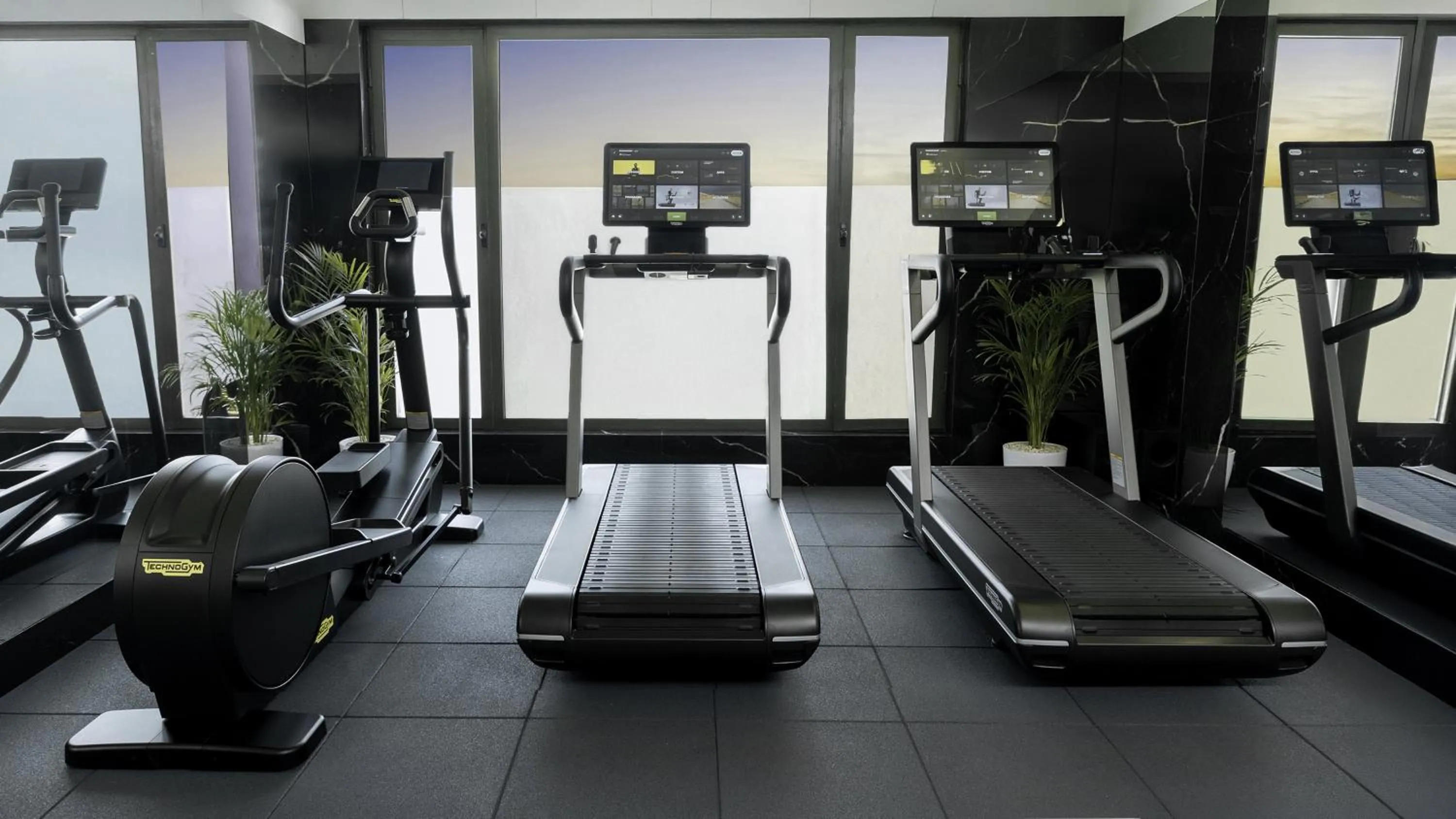 Fitness centre/facilities in InterContinental Marine Drive Mumbai by IHG